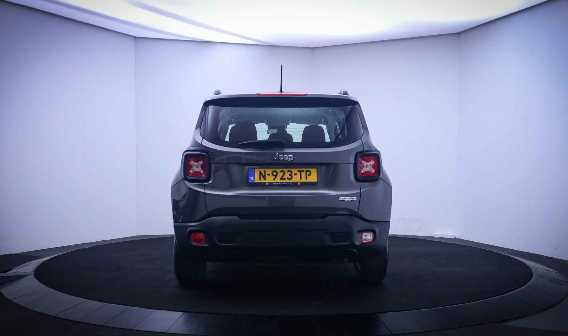 Jeep Renegade 1.4MultiAir Aut. Longitude NAVI/STUUR+STOELVERW./CLIMA/CRUISE/AFN TREKHAAK/PDC/LMV - 6/25