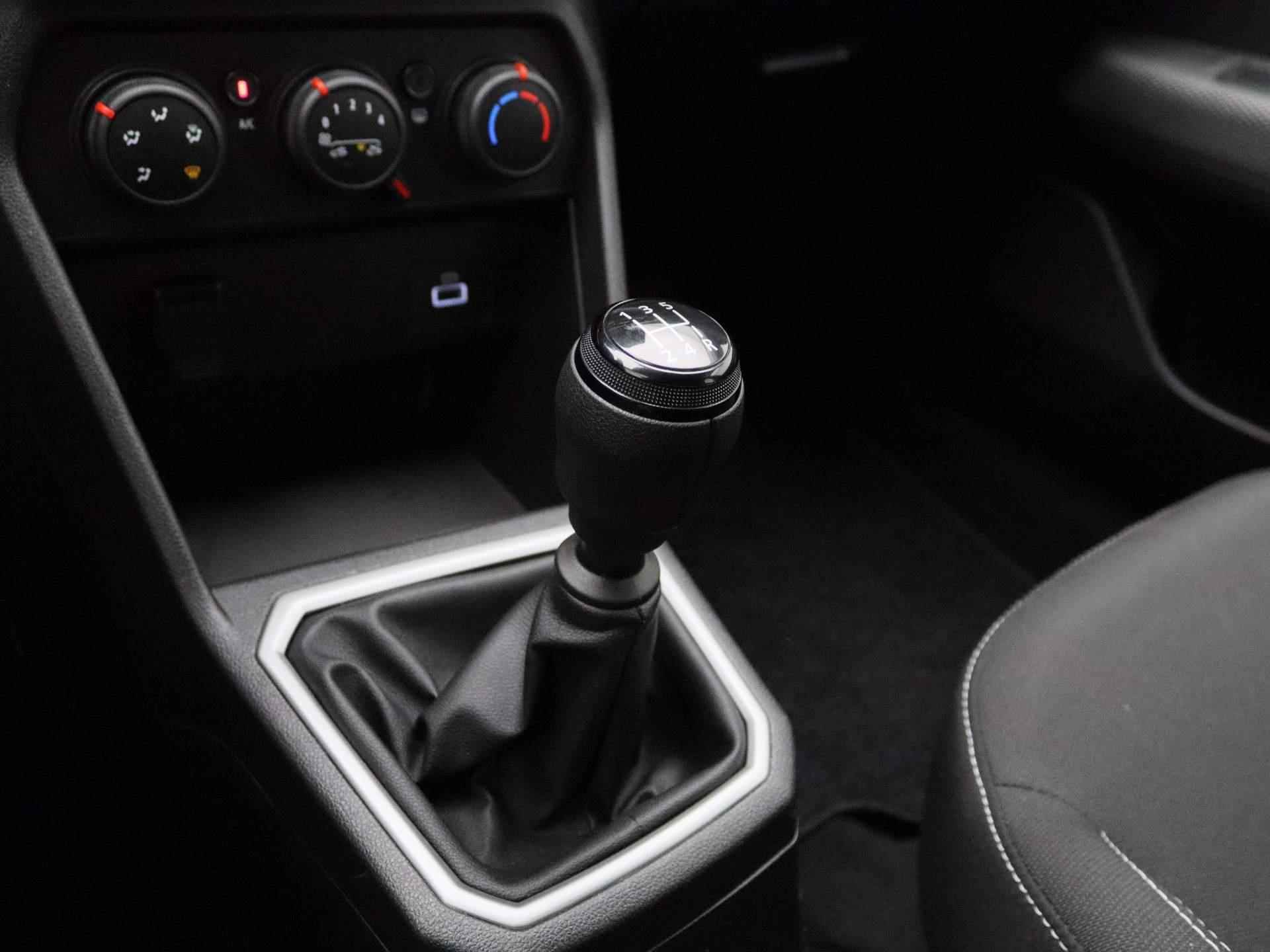 Dacia Sandero TCe 90 Expression | Navigatie | Apple Carplay & Android Auto | Parkeersensoren | Airconditioning | Cruise Control & Snelheidsbegrenzer - 19/34