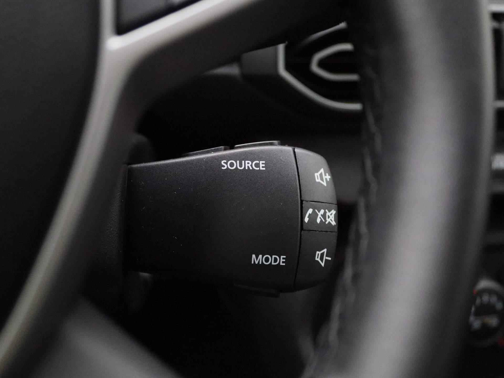 Dacia Sandero TCe 90 Expression | Navigatie | Apple Carplay & Android Auto | Parkeersensoren | Airconditioning | Cruise Control & Snelheidsbegrenzer - 22/34