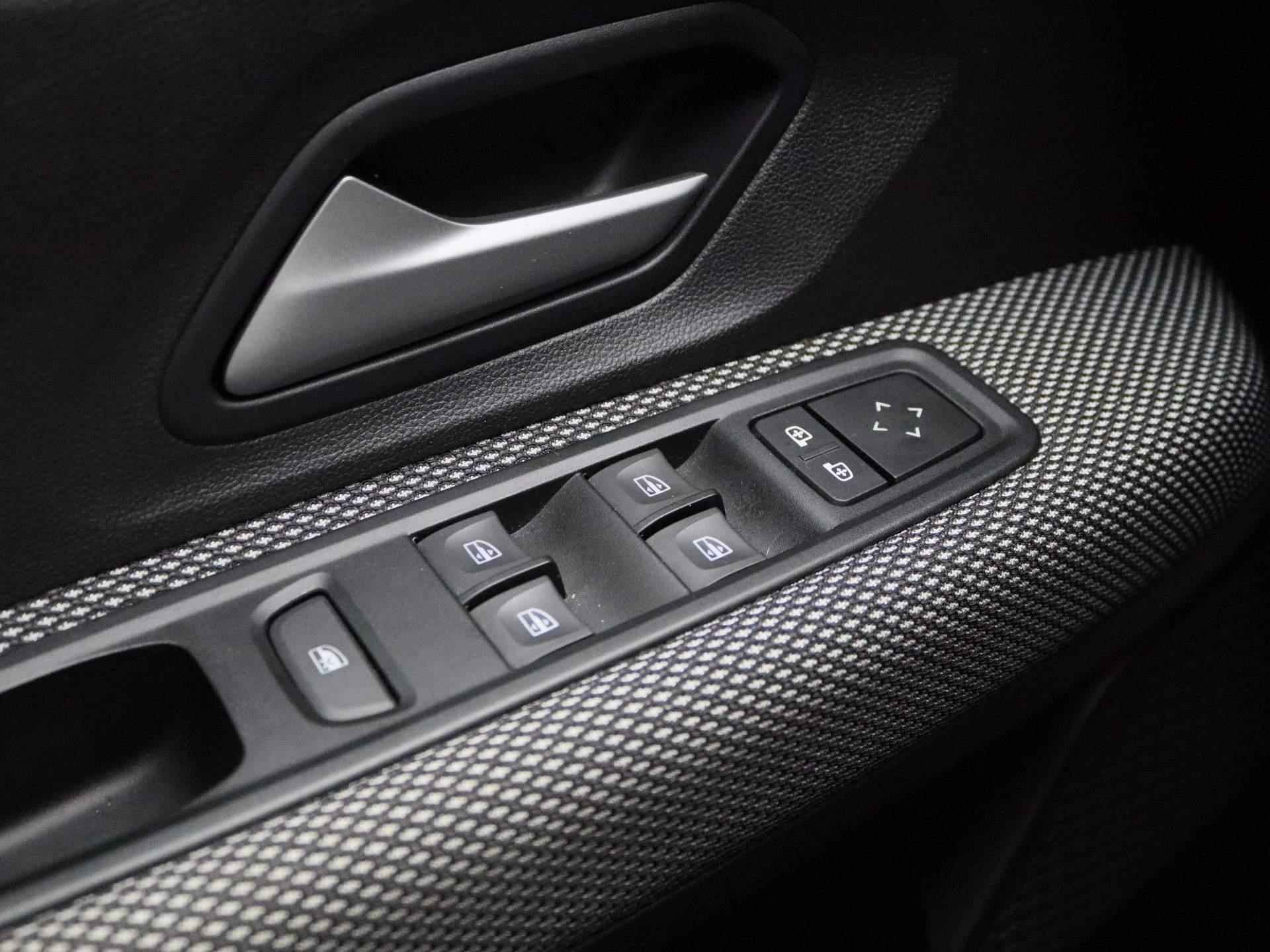 Dacia Sandero TCe 90 Expression | Navigatie | Apple Carplay & Android Auto | Parkeersensoren | Airconditioning | Cruise Control & Snelheidsbegrenzer - 24/34