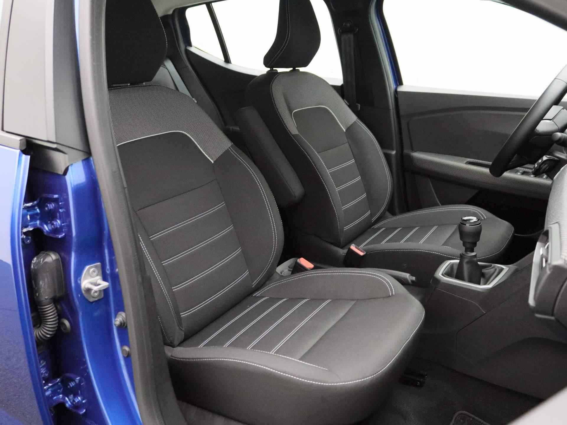 Dacia Sandero TCe 90 Expression | Navigatie | Apple Carplay & Android Auto | Parkeersensoren | Airconditioning | Cruise Control & Snelheidsbegrenzer - 30/34