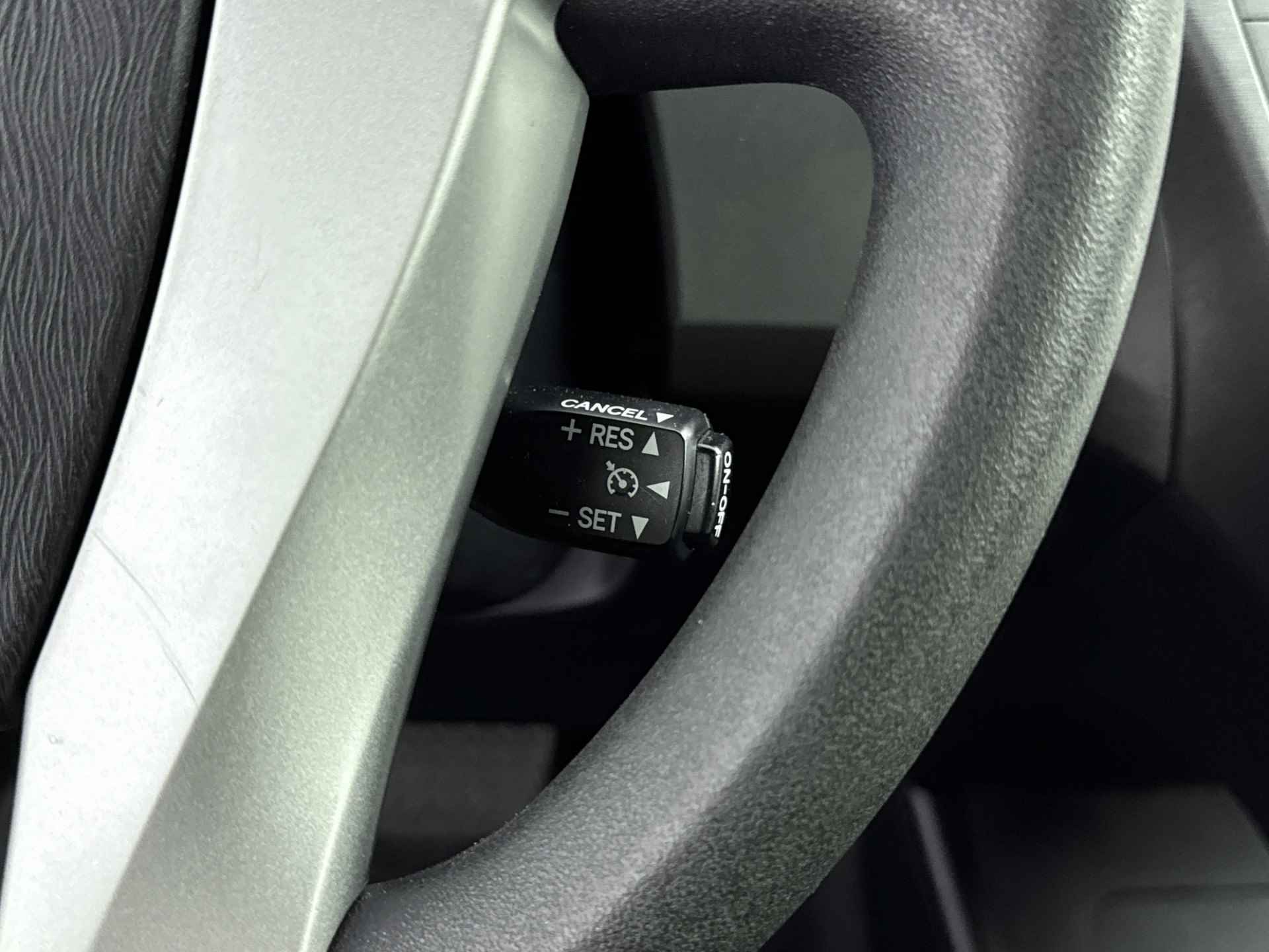 Toyota Prius 1.8 Hybrid Comfort Top 5 edition | Cruise Control | - 24/39