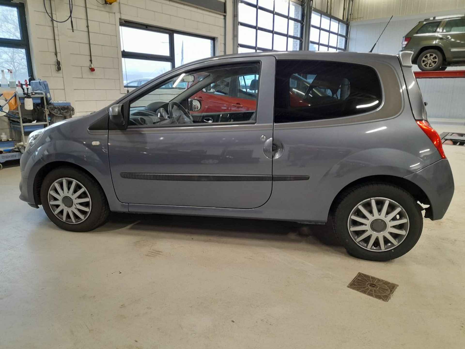 RENAULT Twingo 1.2-16V NL-AUTO 1e EIGENAAR COLLECTION AIRCO 49000 KM!!! - 3/18