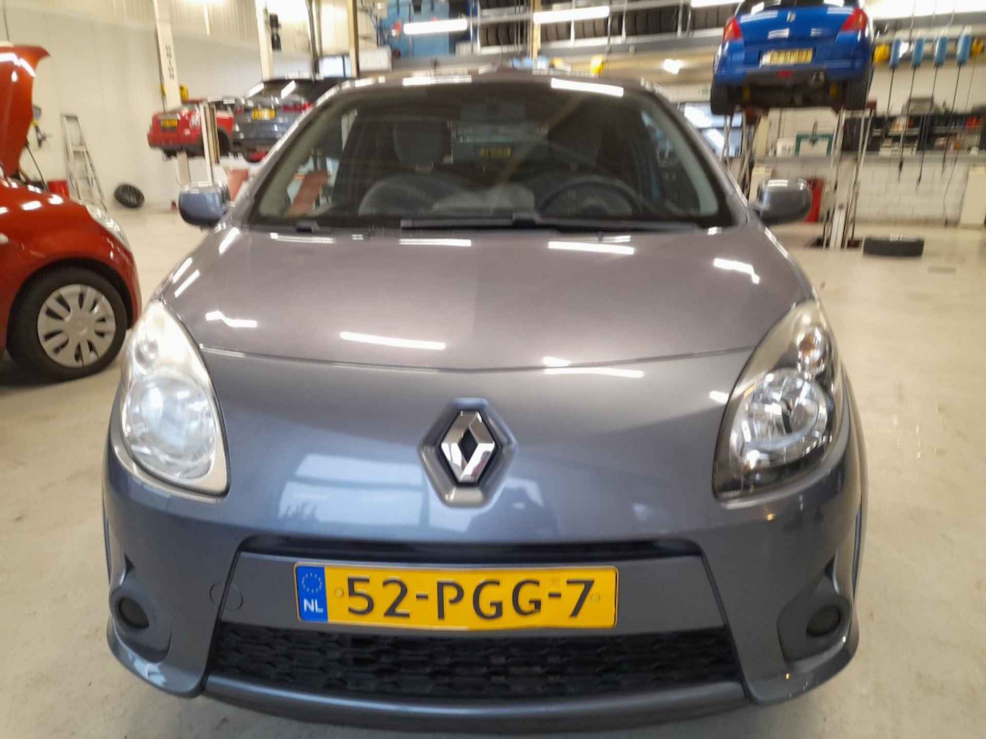 RENAULT Twingo 1.2-16V NL-AUTO 1e EIGENAAR COLLECTION AIRCO 49000 KM!!! - 12/18