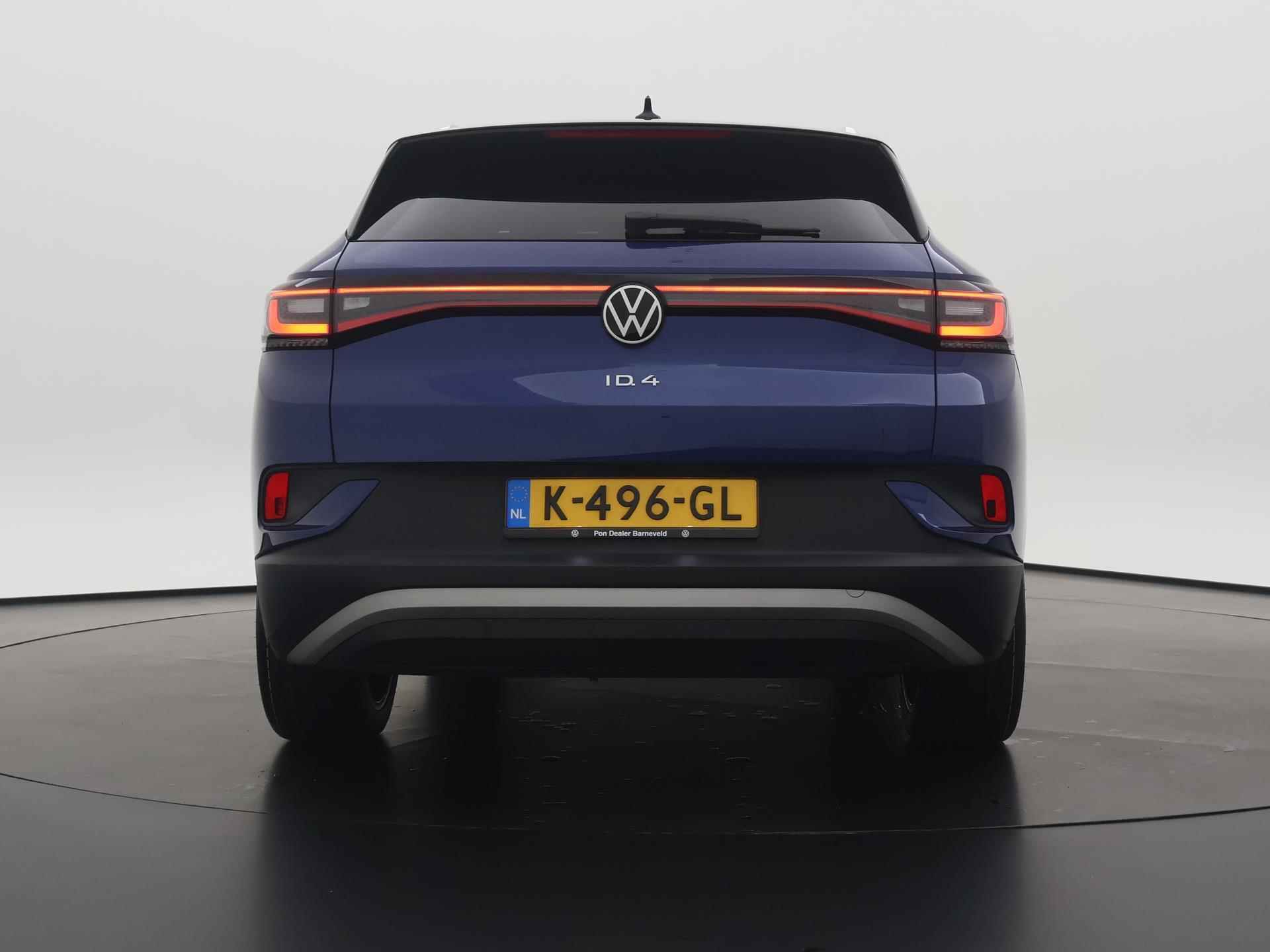 Volkswagen ID.4 First 77 kWh 204 pk / Navigatie / Camera / Stoelverwarming / App Connect / ACC / Climate Control - 6/39