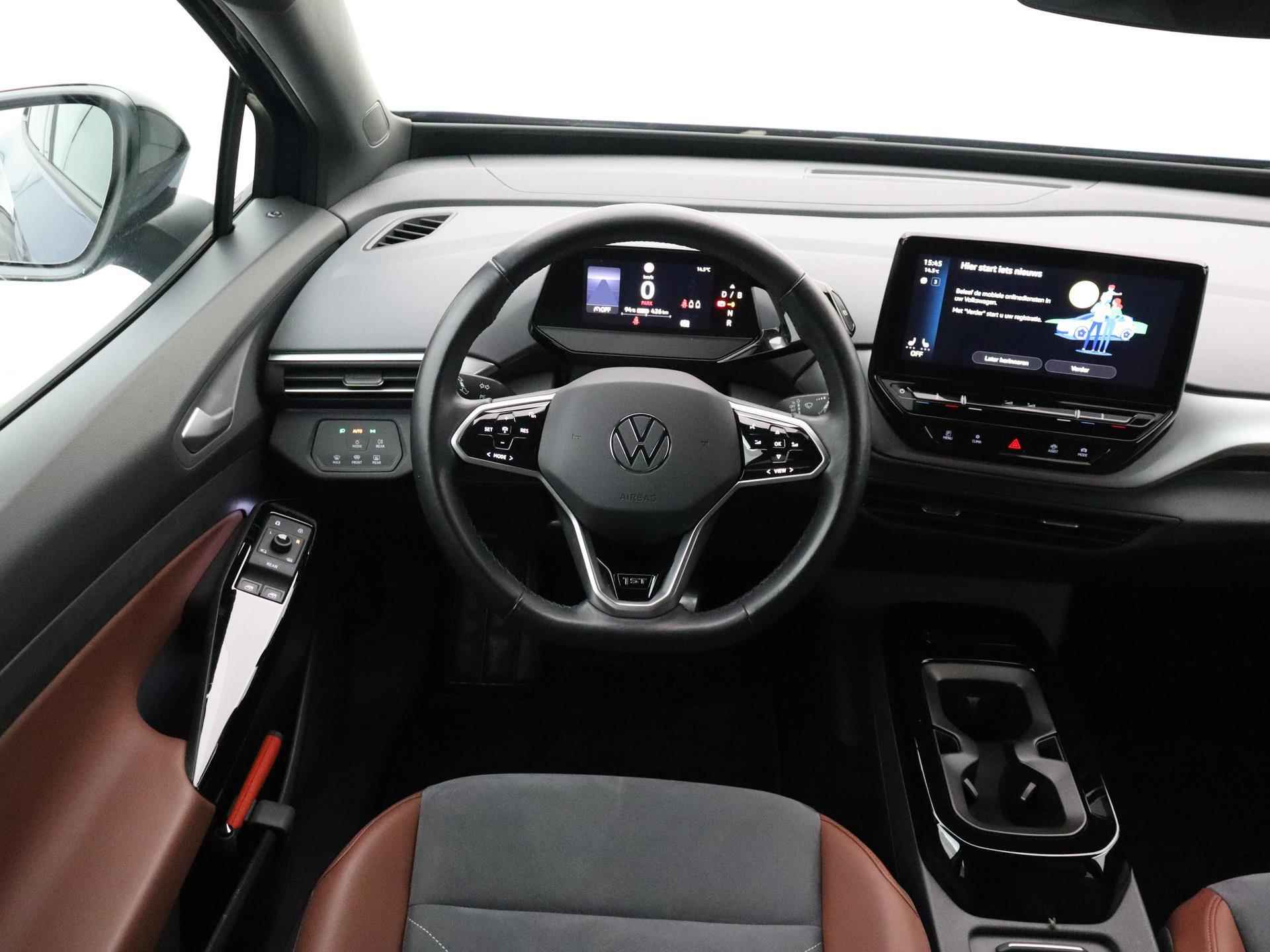 Volkswagen ID.4 First 77 kWh 204 pk / Navigatie / Camera / Stoelverwarming / App Connect / ACC / Climate Control - 10/39