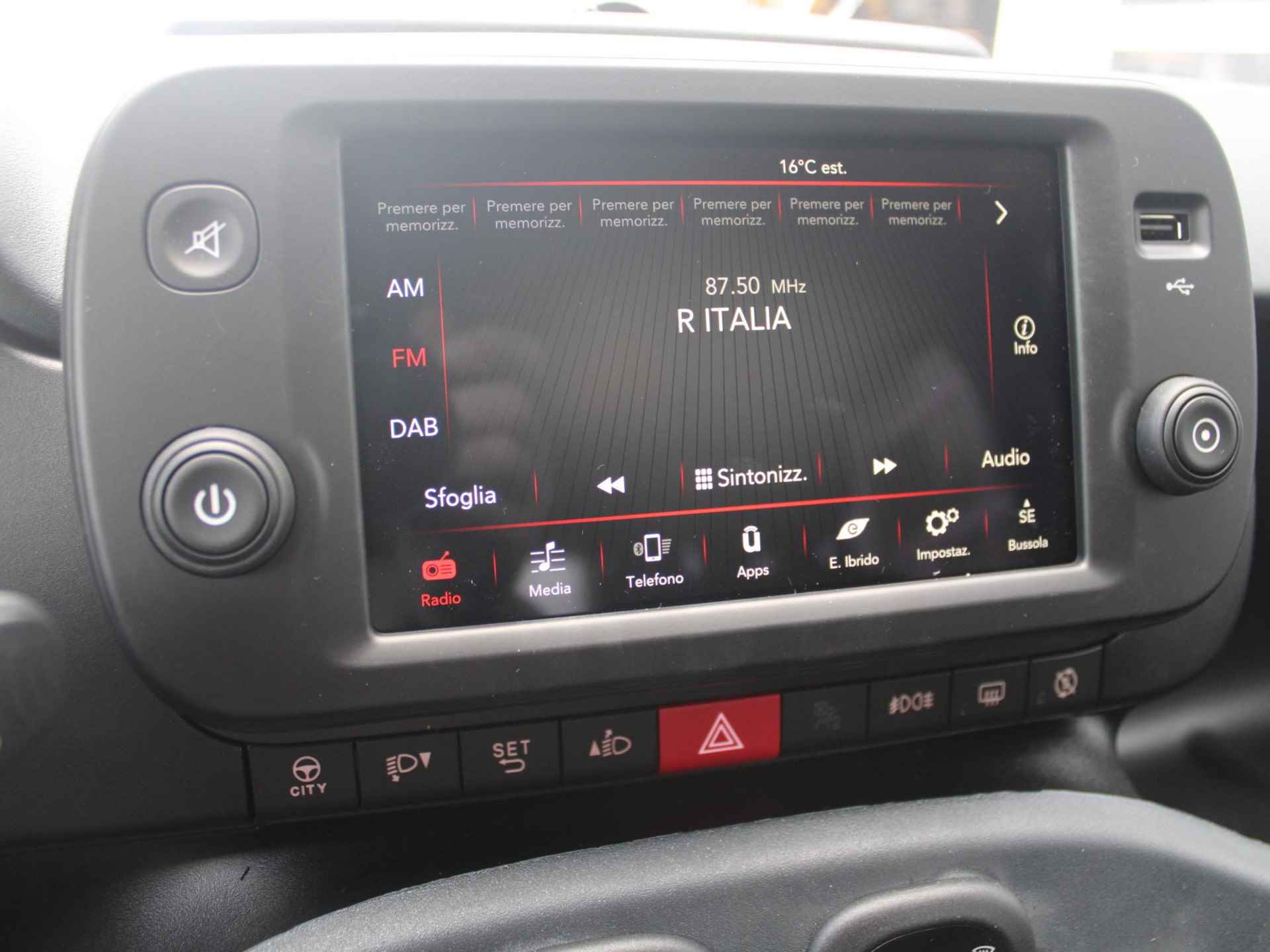 Fiat Panda Hybrid Cross | Airco | Bluetooth Dakrails | LED | PDC | Uit voorraad leverbaar ! - 5/17