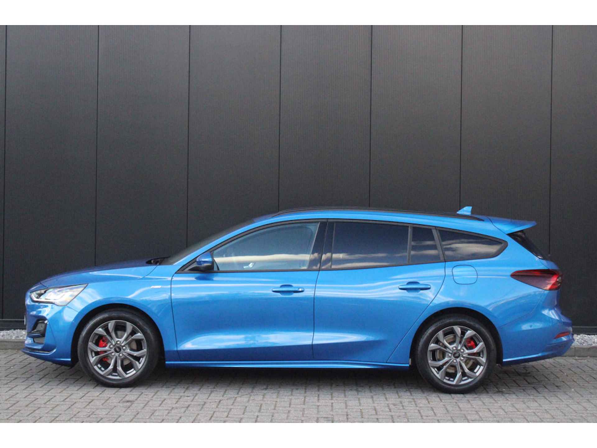 Ford Focus Wagon 1.0 Hybrid ST Line X | LEDEREN BEKLEDING | ADAPTIVE CRUISE | B&O | PARKING PACK | WINTER PACK - 3/36