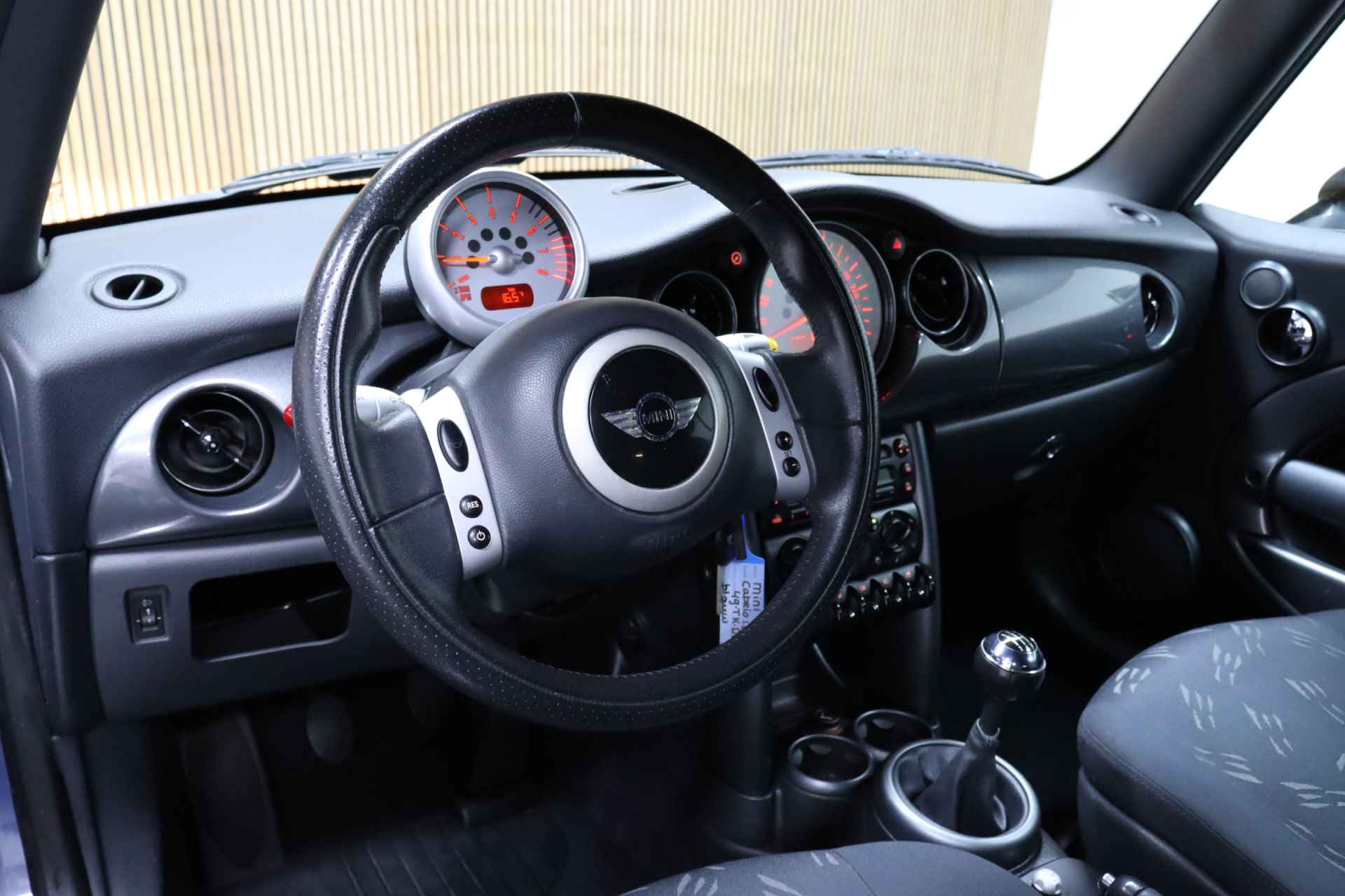 MINI Cabrio 1.6 One Pepper | Cruise-control | Parkeerhulp | Lm velgen | Airco - 13/35