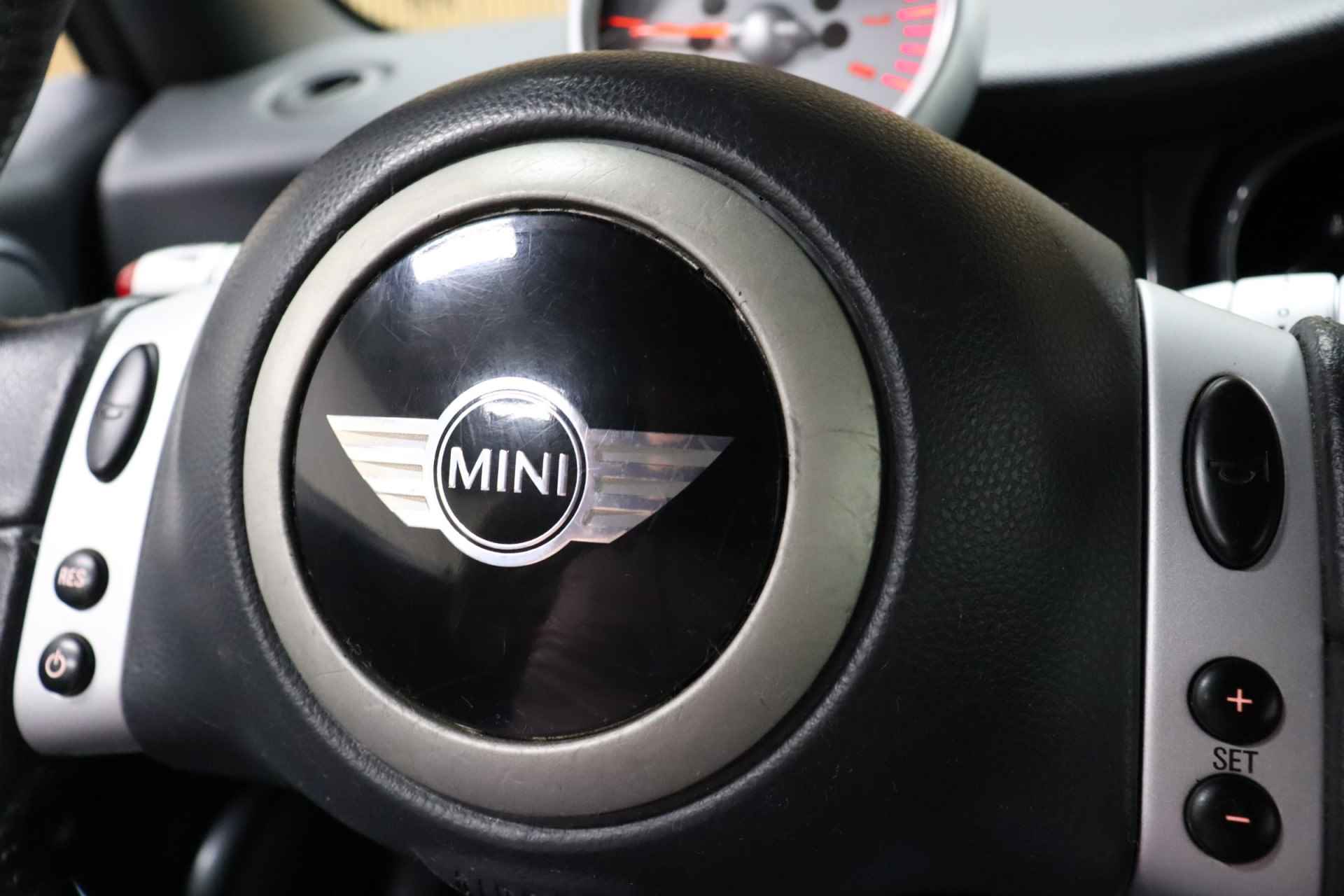 MINI Cabrio 1.6 One Pepper | Cruise-control | Parkeerhulp | Lm velgen | Airco - 16/35