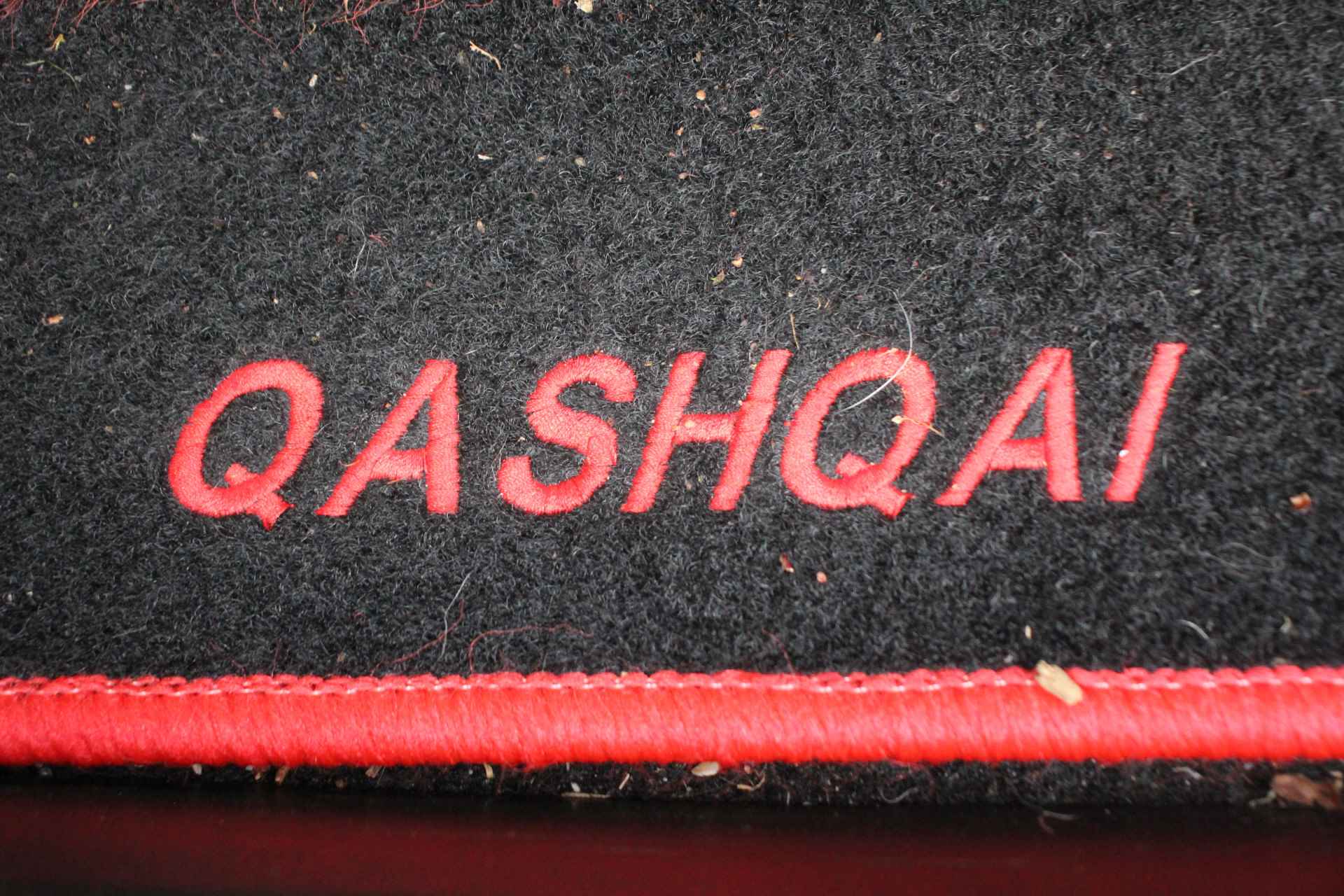 Nissan QASHQAI 1.6 CONNECT EDITION | PANODAK | NL-AUTO! | APPLE CARPLAY & ANDROID | CAMERA | CLIMA | CRUISE | 18' LM. VELGEN INCL ALL-SEASON | - 40/41