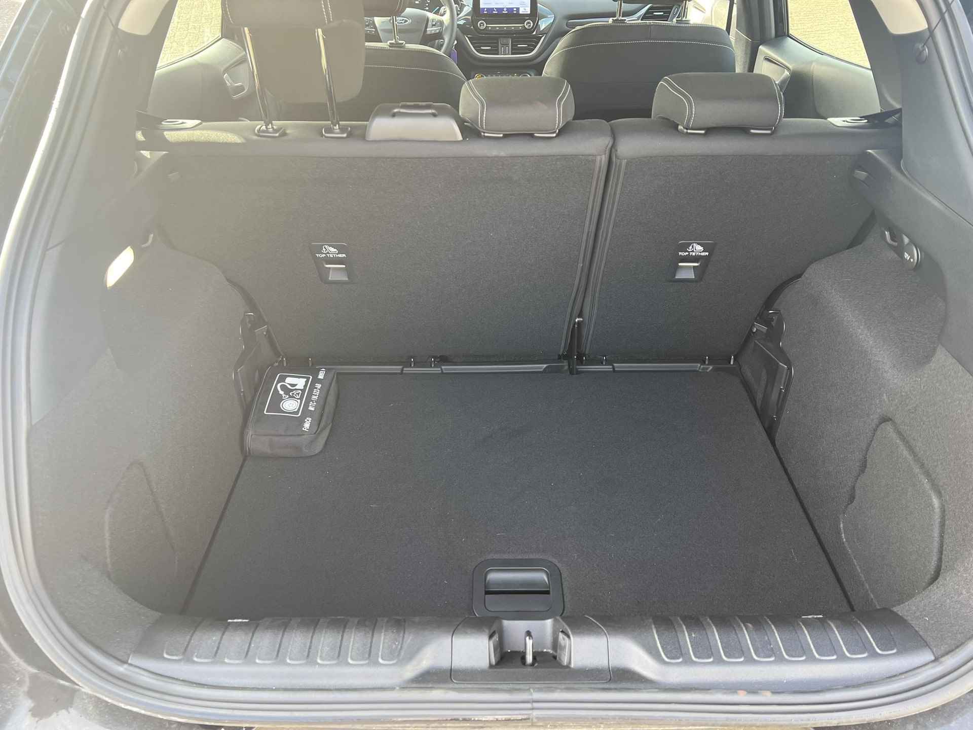 Ford Puma 1.0 EcoBoost Hybrid Titanium 125 pk | Winterpack | Comfortpakket | Achteruitrijcamera - 29/32