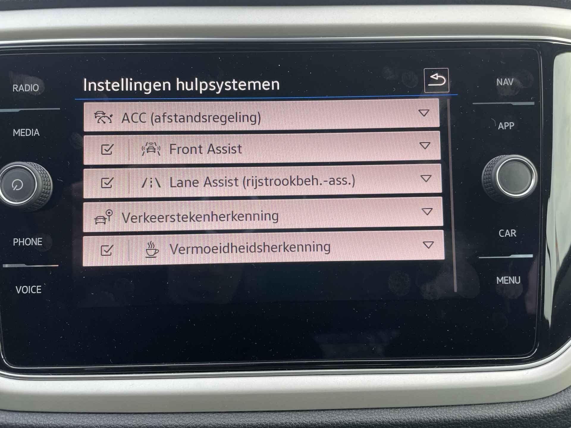 Volkswagen T-Roc Cabrio 1.5 TSI Style I Navi I Virtual dashboard I LED - 35/51