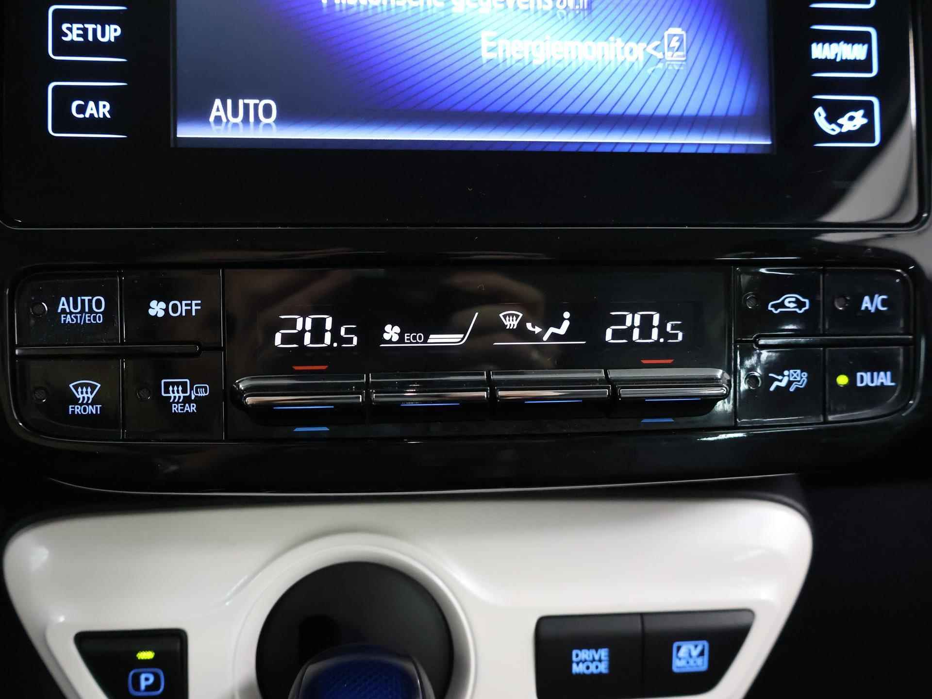 Toyota Prius 1.8 Black Edition | Navigatie | Leder | Stoelverkoeling & Verwarming | Climate Control | Dodehoekdetectie | Parkeercamera | DAB | - 21/41