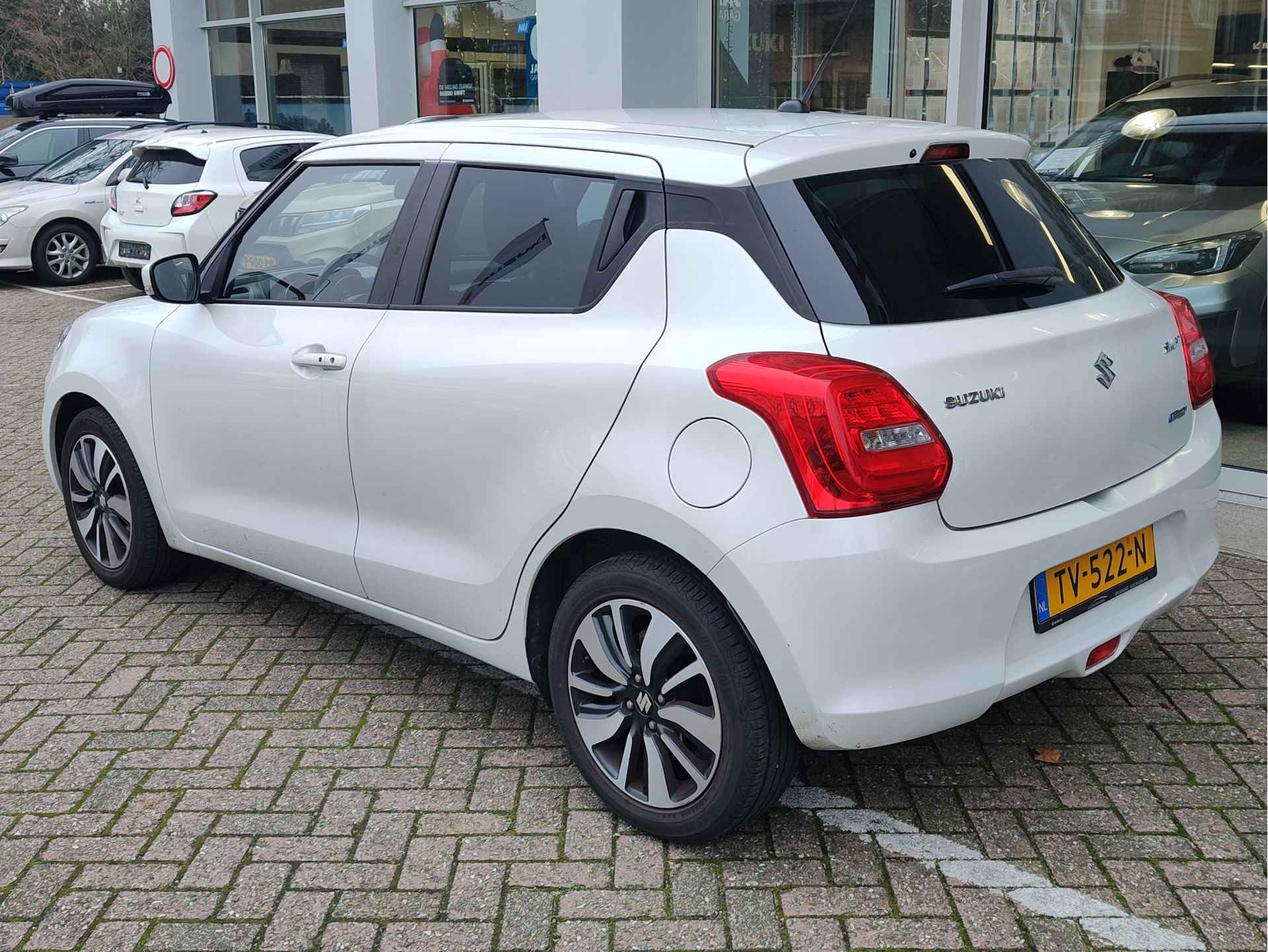 Suzuki Swift 1.2 STIJL SMART HYBRID Adaptive Cruise | Camera | Stoelverwarming - 3/24