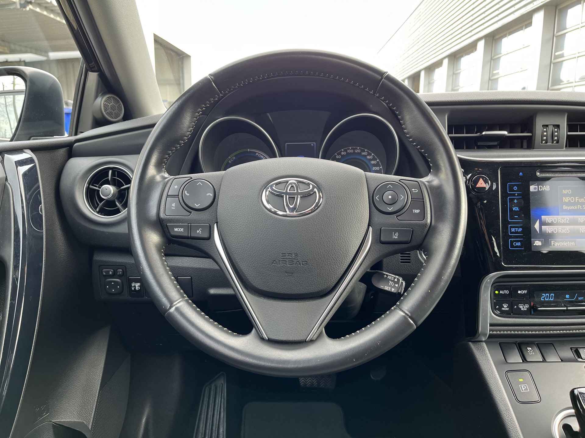 Toyota Auris 1.8 Hybrid Energy Plus | Unieke KM! | Rijklaar all-in prijs! | - 14/29