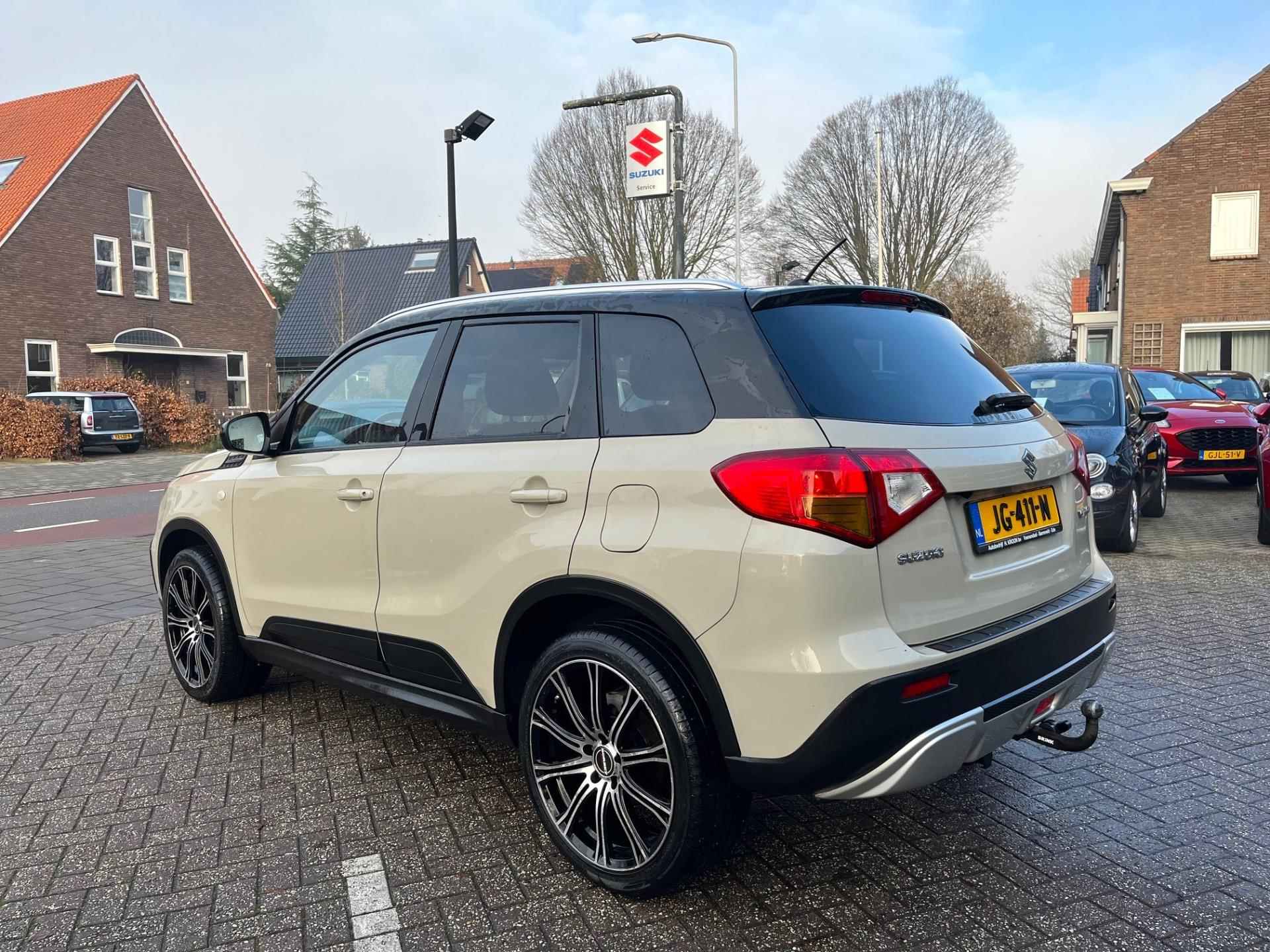 Suzuki Vitara 1.6 Exclusive Outdoor Edition - 3/16