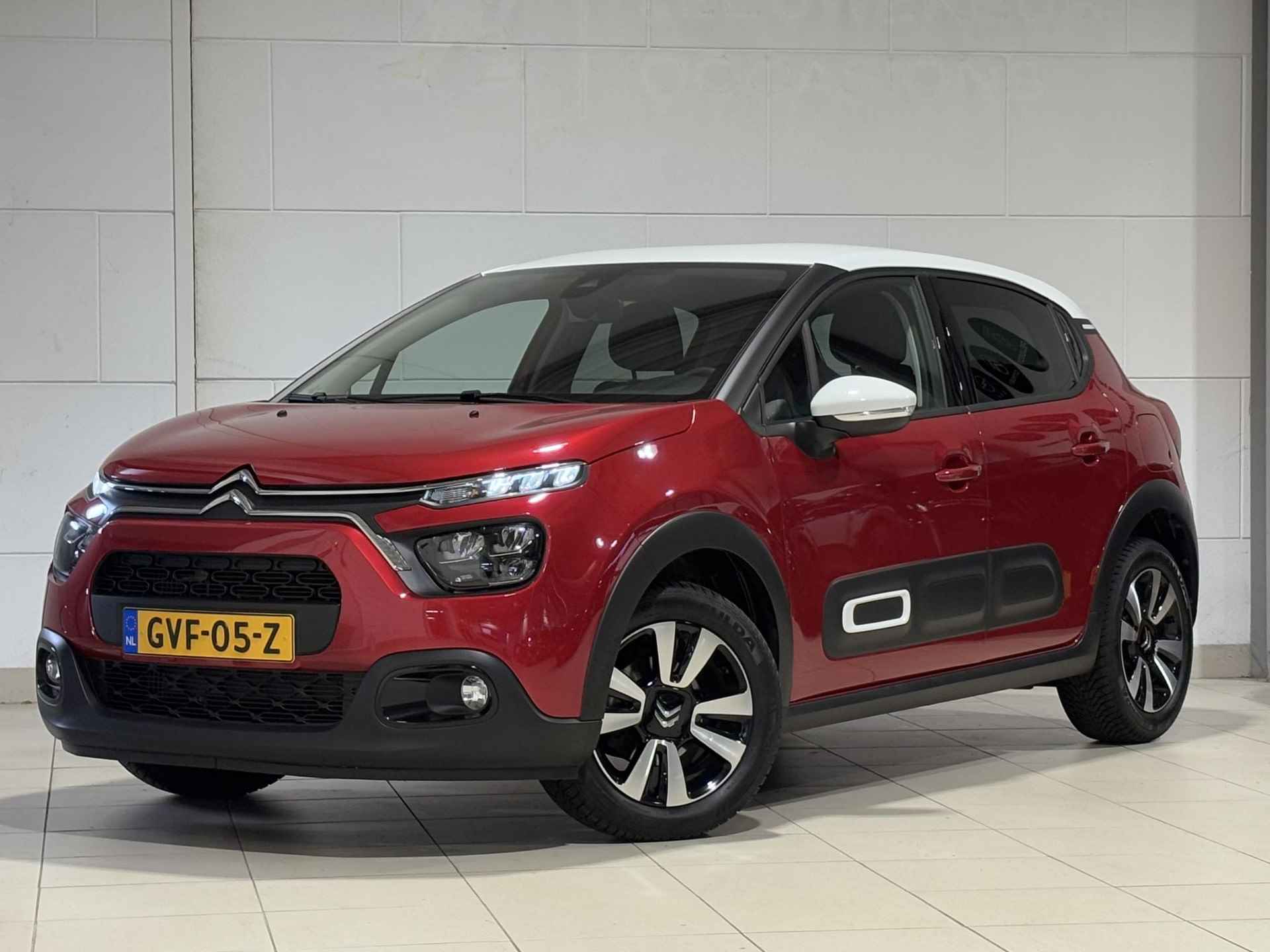 Citroën C3 5-deurs Shine 1.2 TURBO 110pk H6 | TWO-TONE! | NAVI | CAMERA | STOELVERW. | CLIMA | DAB+ | LM-VELGEN | - 3/53