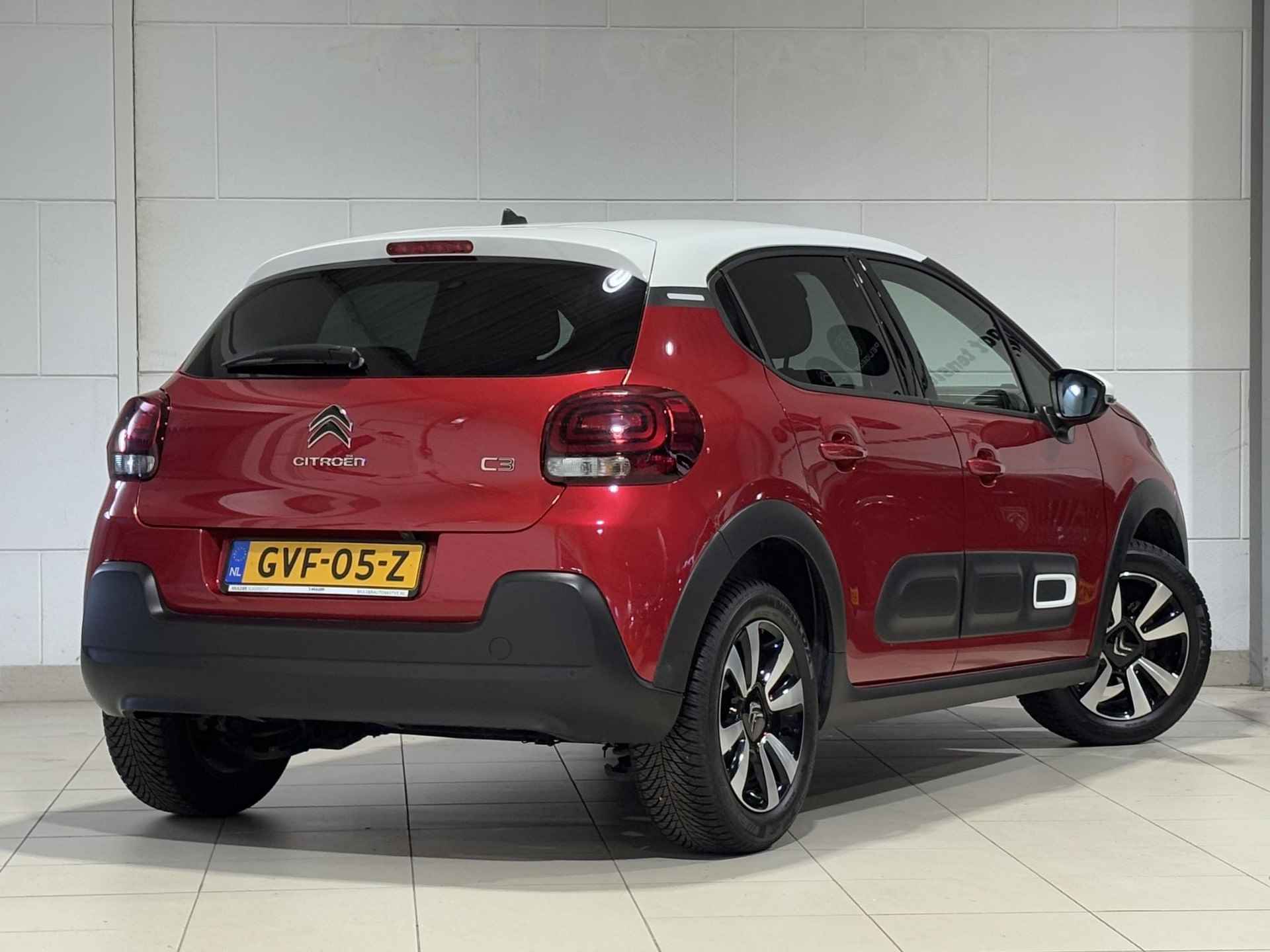 Citroën C3 5-deurs Shine 1.2 TURBO 110pk H6 | TWO-TONE! | NAVI | CAMERA | STOELVERW. | CLIMA | DAB+ | LM-VELGEN | - 8/53