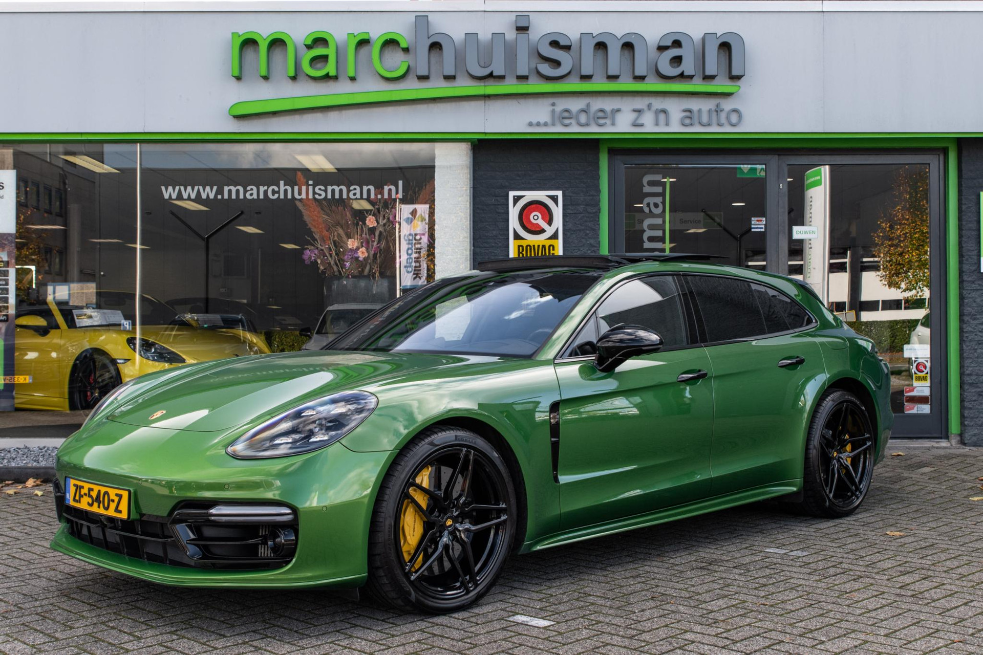 Porsche Panamera Sport Turismo 4.0 Turbo S E-Hybrid / BURMESTER / CARBON / NWPR 265K