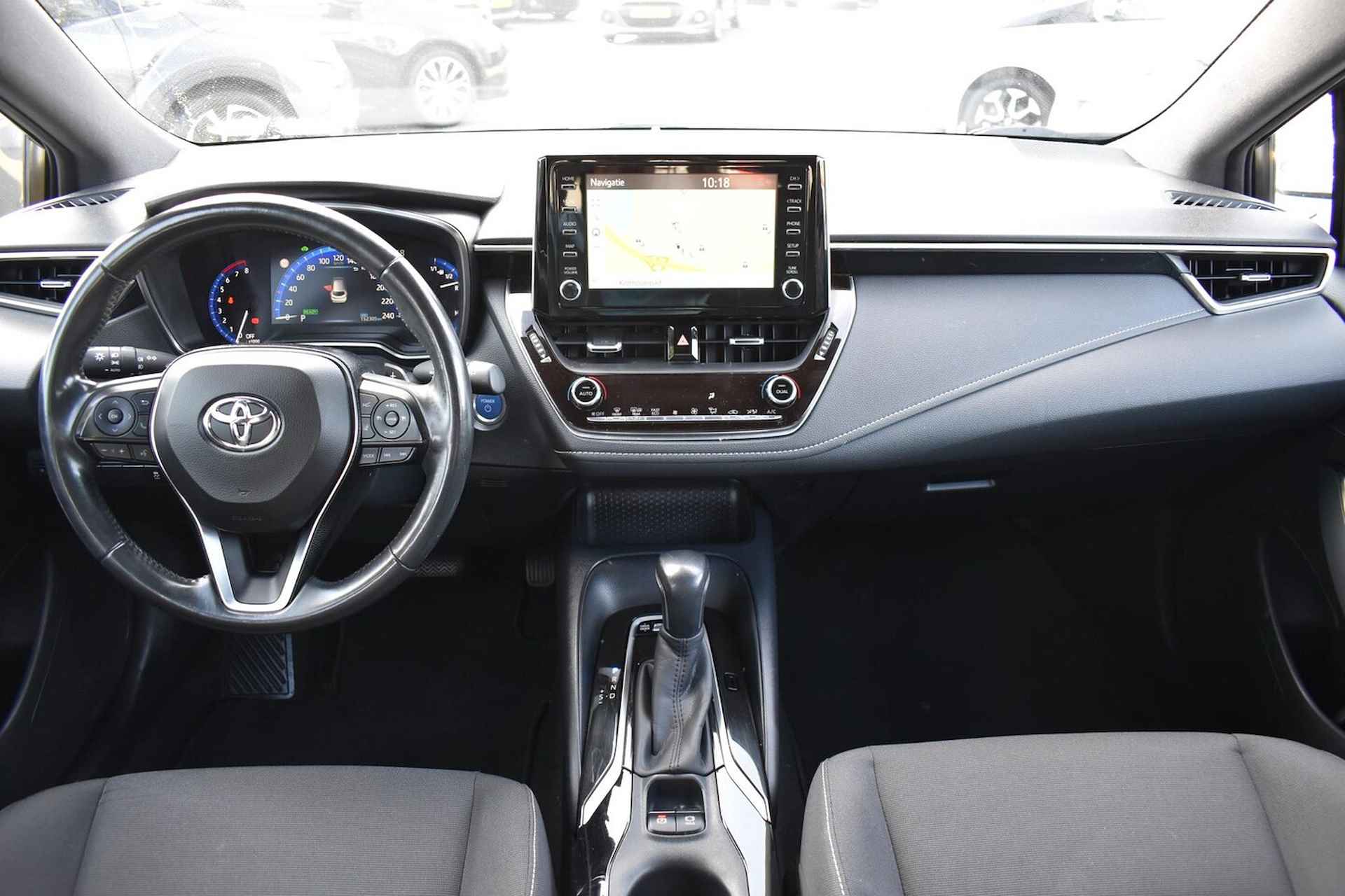 Toyota Corolla Touring Sports 2.0 Hybrid First Edition - 12/26