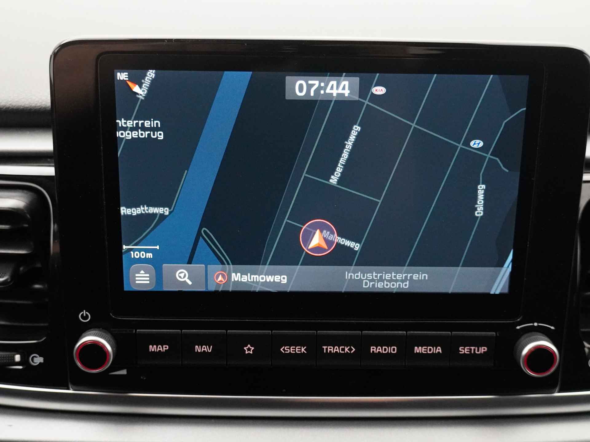 Kia Rio 1.0 T-GDi MHEV DynamicPlusLine - Navigatie - Cruise Control - Climate Control - Achteruitrijcamera - Apple CarPlay/Android Auto - Fabrieksgarantie tot 08-2028 - 29/52