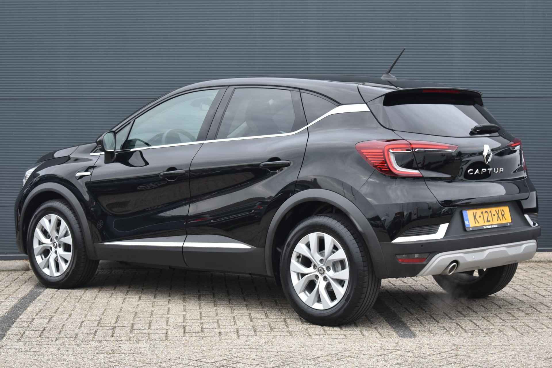 Renault Captur 1.0 TCe Bi-Fuel Intens 100pk | Navigatie | Achteruitrijcamera | Parkeersensoren | Climate Control | Lichtmetalen velgen 17" - 6/27