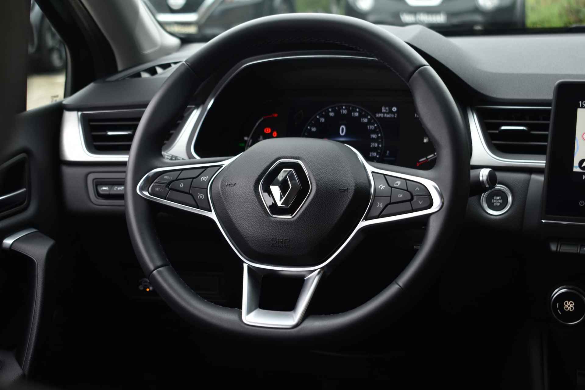 Renault Captur 1.0 TCe Bi-Fuel Intens 100pk | Navigatie | Achteruitrijcamera | Parkeersensoren | Climate Control | Lichtmetalen velgen 17" - 16/27