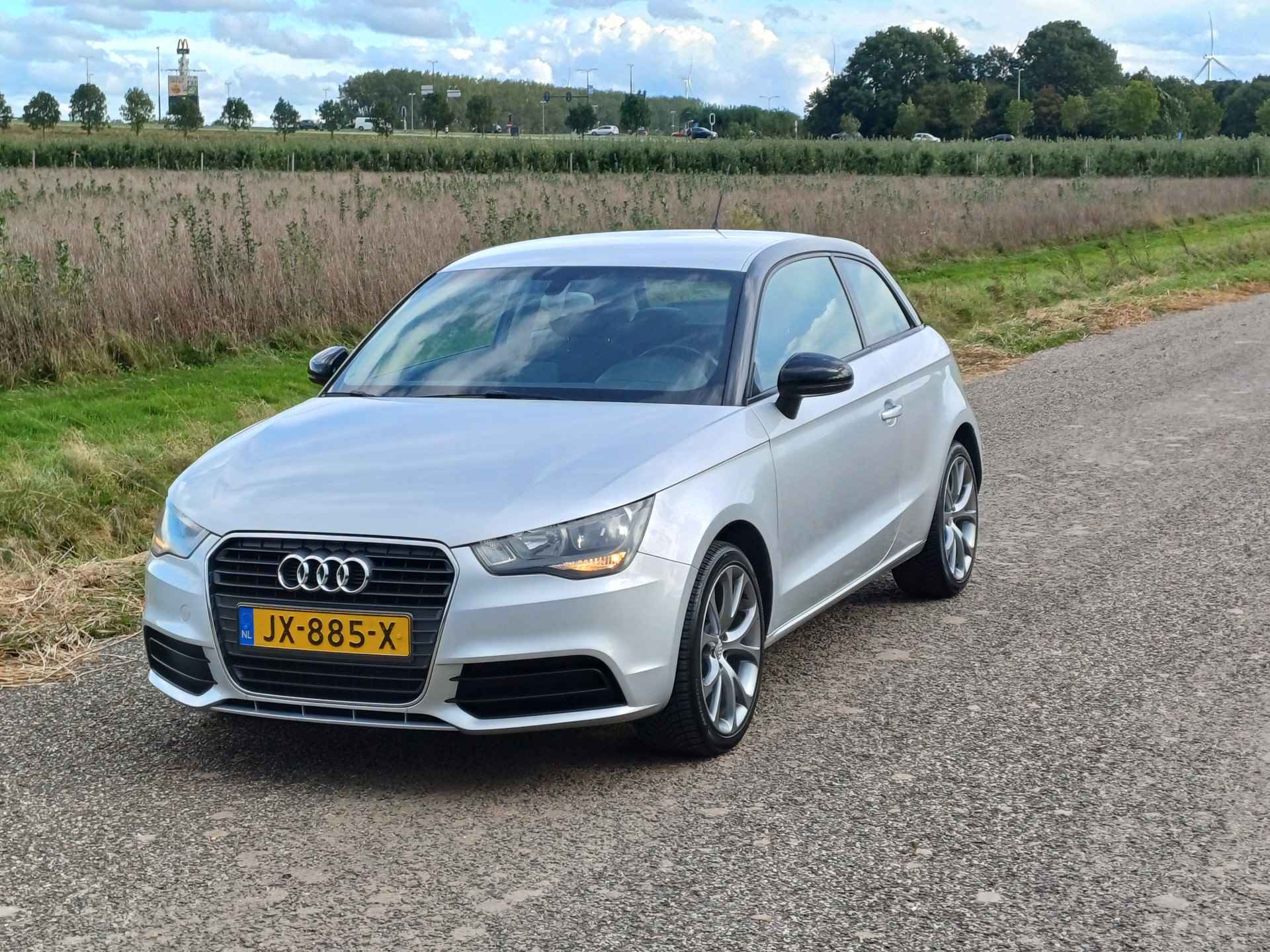 Audi A1 1.4 TFSI Ambition Pro Line /Navi/Clima/Cruise/Goed onderhouden/ - 4/42