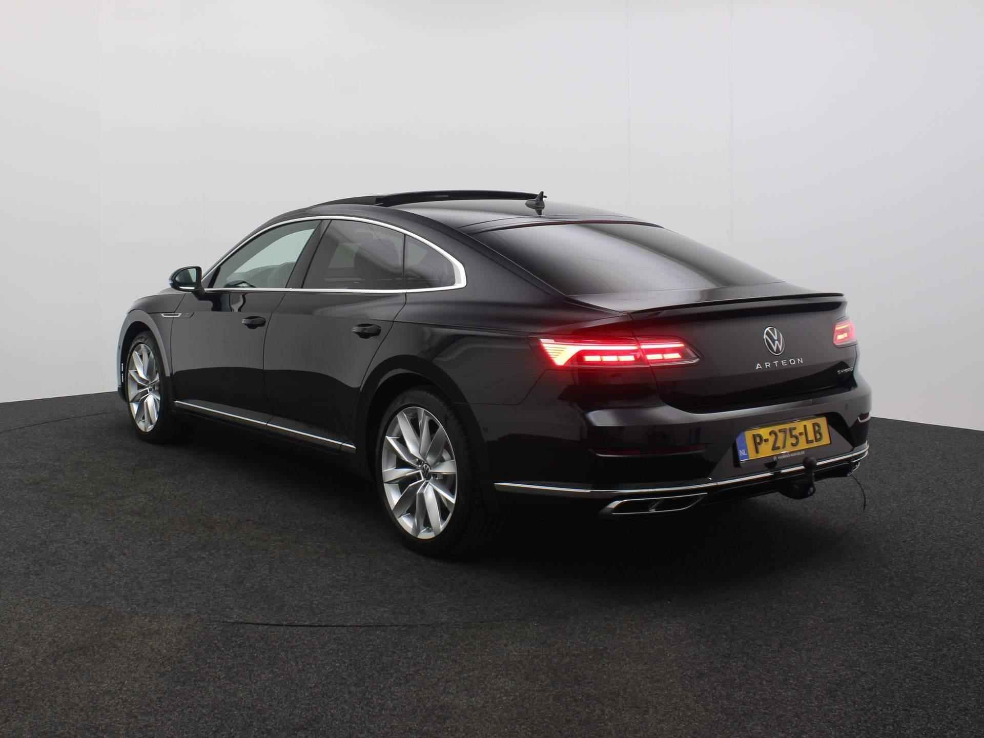 Volkswagen Arteon R-Line Business+ 1.4 TSI eHybrid 218pk DSG Automaat Trekhaak, 360 camera, Panoramadak, Head up display, Adaptive cruise control, Navigatie, Achteruitrijcamera, Stuurwiel verwarmd - 14/49