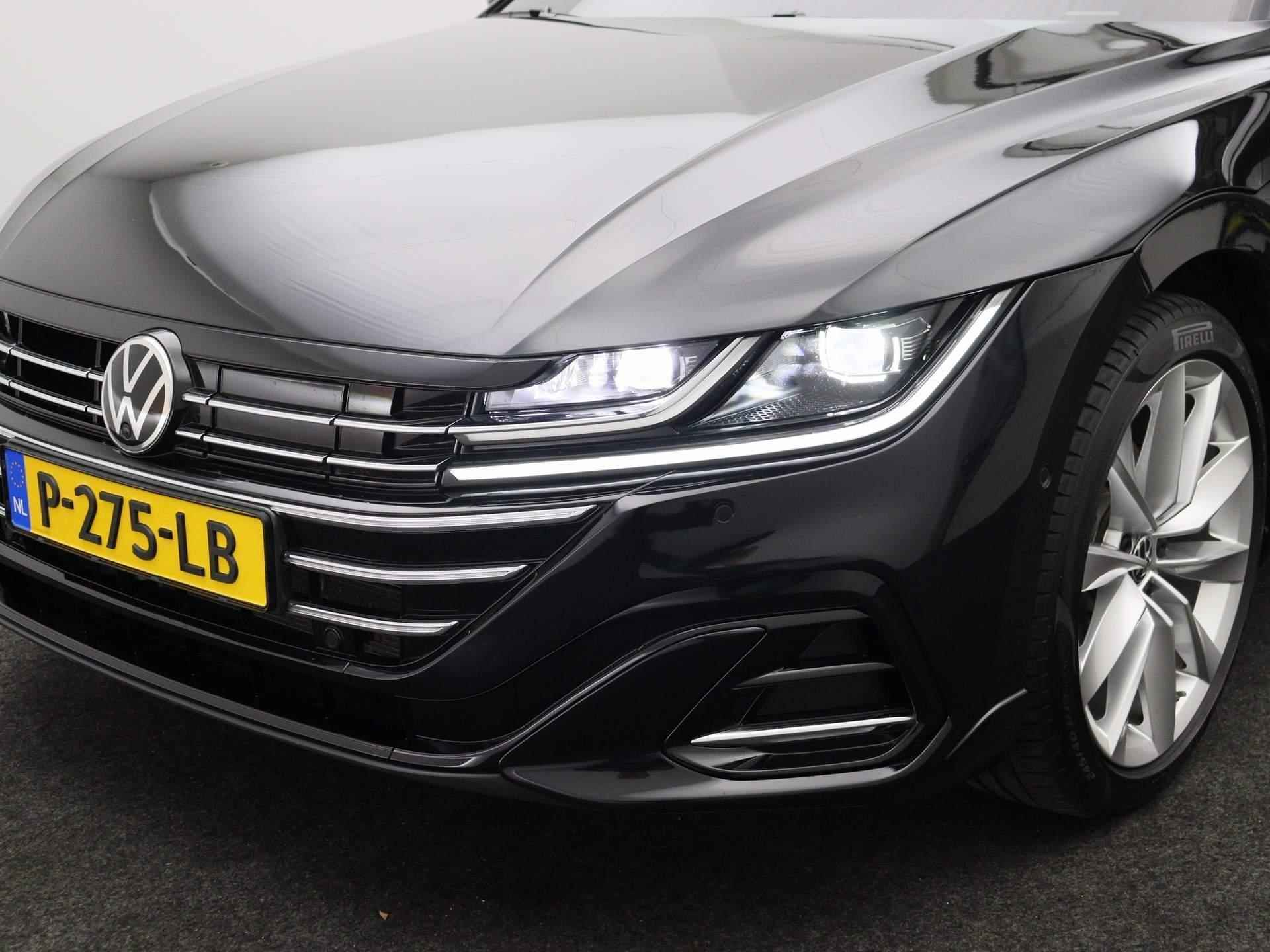 Volkswagen Arteon R-Line Business+ 1.4 TSI eHybrid 218pk DSG Automaat Trekhaak, 360 camera, Panoramadak, Head up display, Adaptive cruise control, Navigatie, Achteruitrijcamera, Stuurwiel verwarmd - 43/49