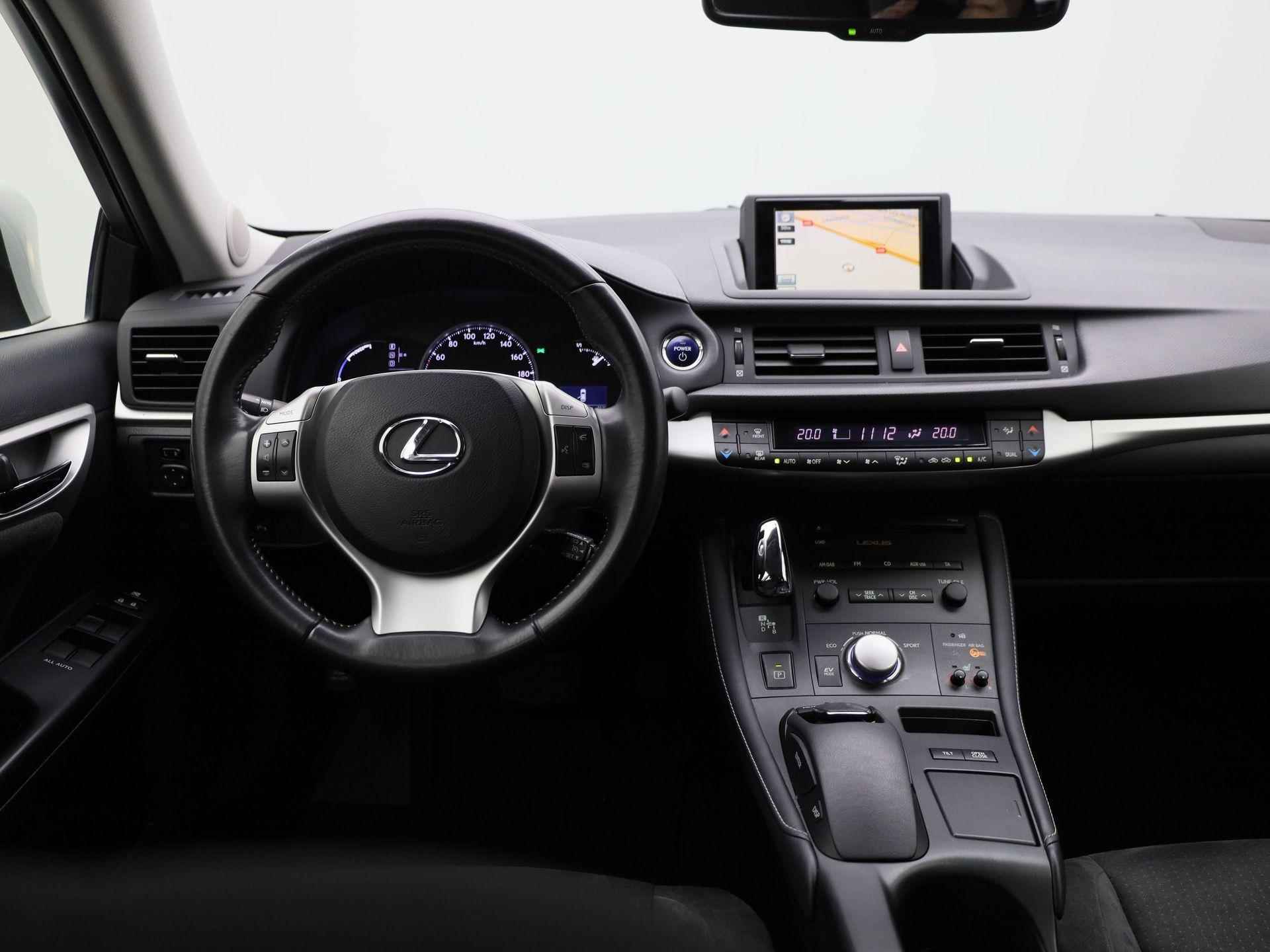 Lexus CT 200h F-Sport Line | Achteruitrijcamera | Climate Control | - 8/39