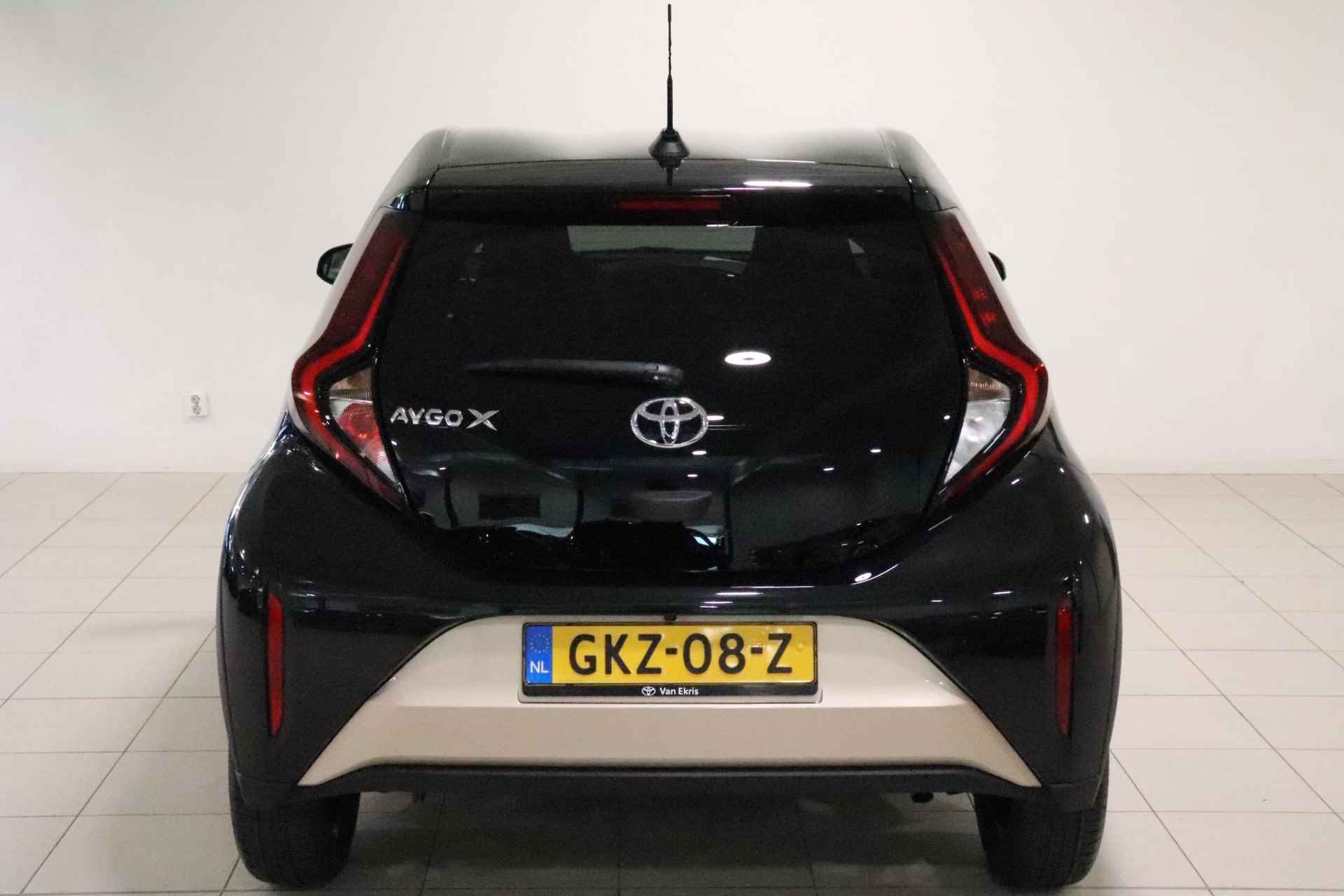 Toyota Aygo X 1.0 VVT-i MT Pulse, BTW, Apple CarPlay / Android Auto, Adaptive Cruisecontrol, Grootlicht assistant, Handgeschakeld! - 4/32