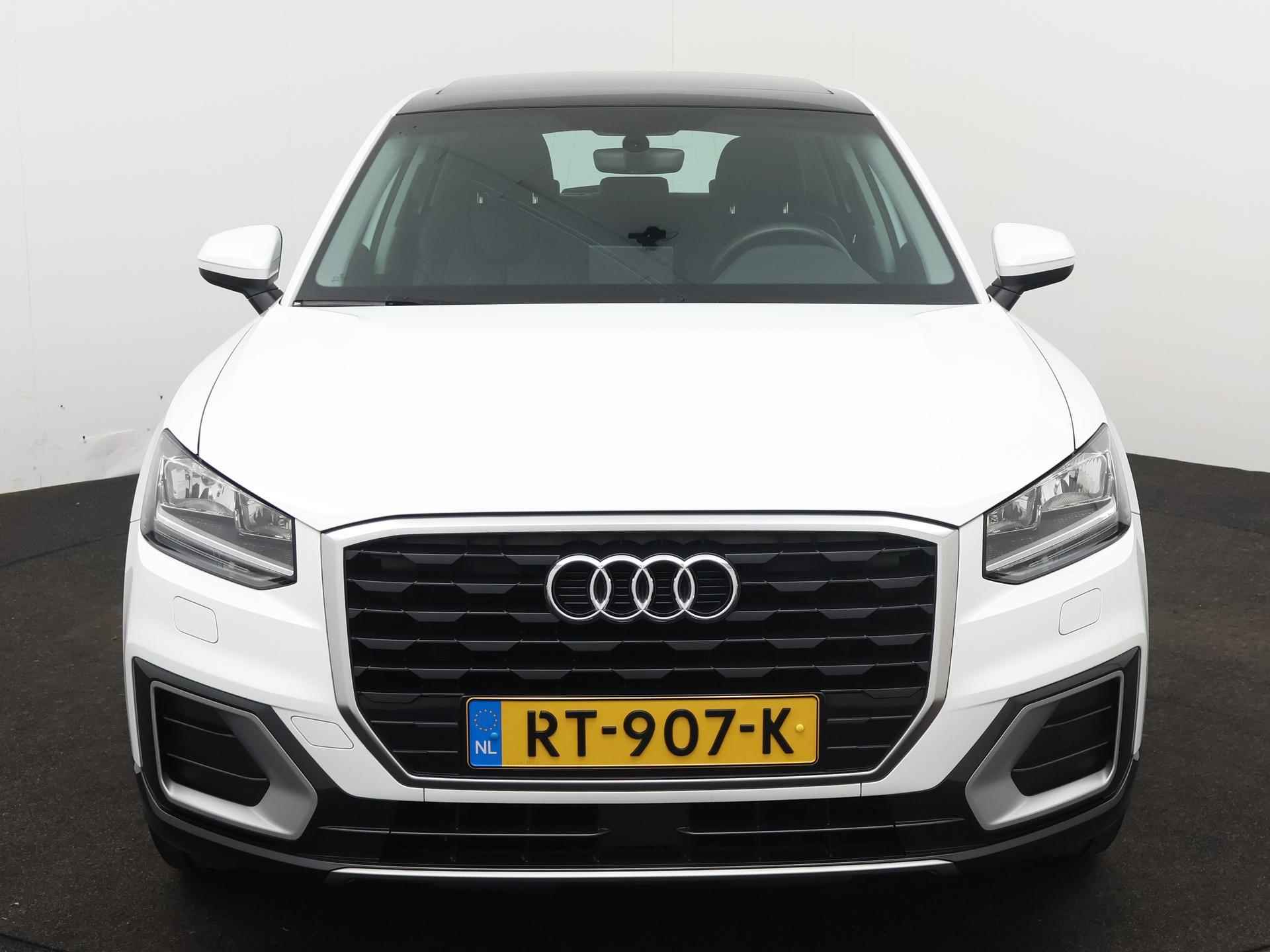 Audi Q2 1.0 TFSI Design 116 PK | Navigatie | Parkeersensoren | Panoramadak | Cruise Control | Climate Control | Sportstoelen | Leder | Hill Hold | - 10/25