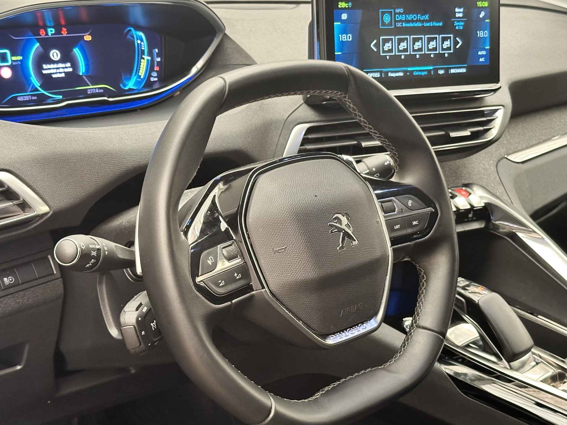 Peugeot 3008 Allure Pack Business HYbrid 225PK | Camera | Navigatie | Stoelverwarming | Elek. Achterklep | Parkeersensoren | Apple/Android Carplay | Chroom | 17" Lichtmetaal | Getint Glas | LED | Cruise | Clima - 20/31
