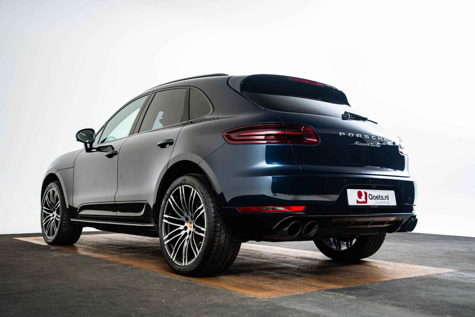 Porsche Macan 3.6 Turbo Trekhaak - Panoramadak - Stuurbekrachtiging Plus - Sport Chrono Pakket - Interieurvoorverwarming - Stoelverwarming voor/achter - Cruise Control - BOSE - Park assistent voor/achter - - 39/70