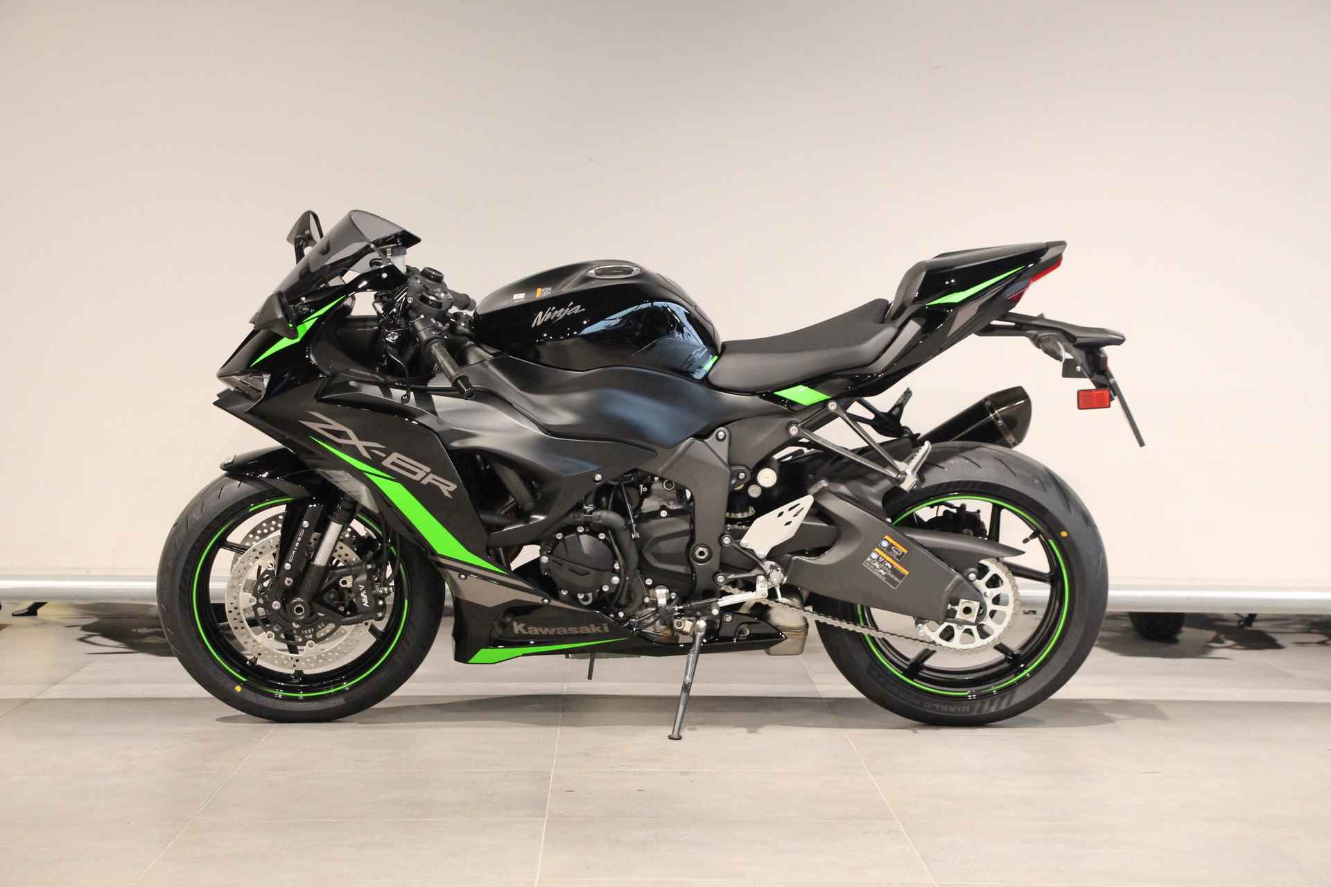 Kawasaki ZX-6 R - 6/17