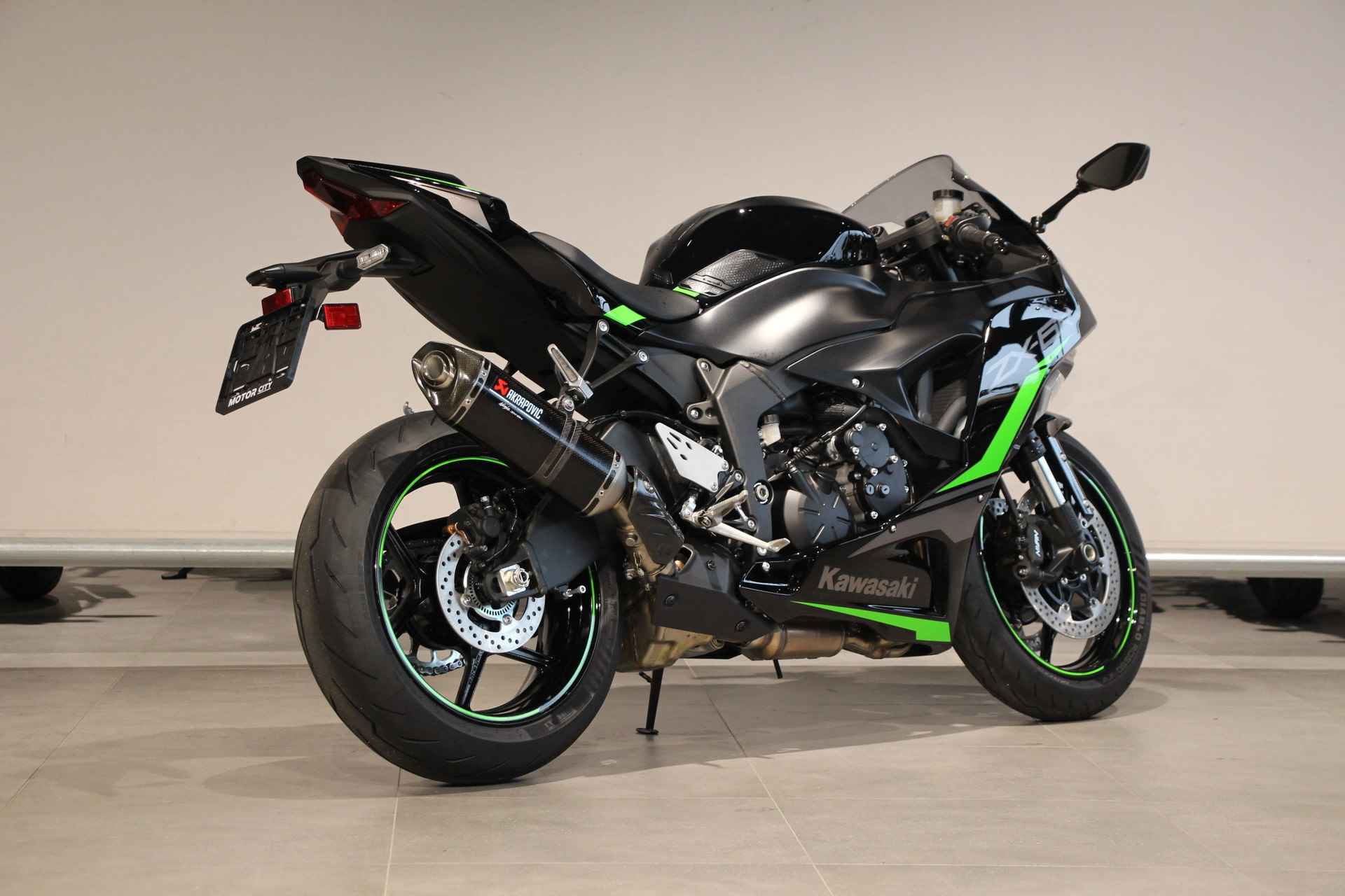 Kawasaki ZX-6 R - 9/17