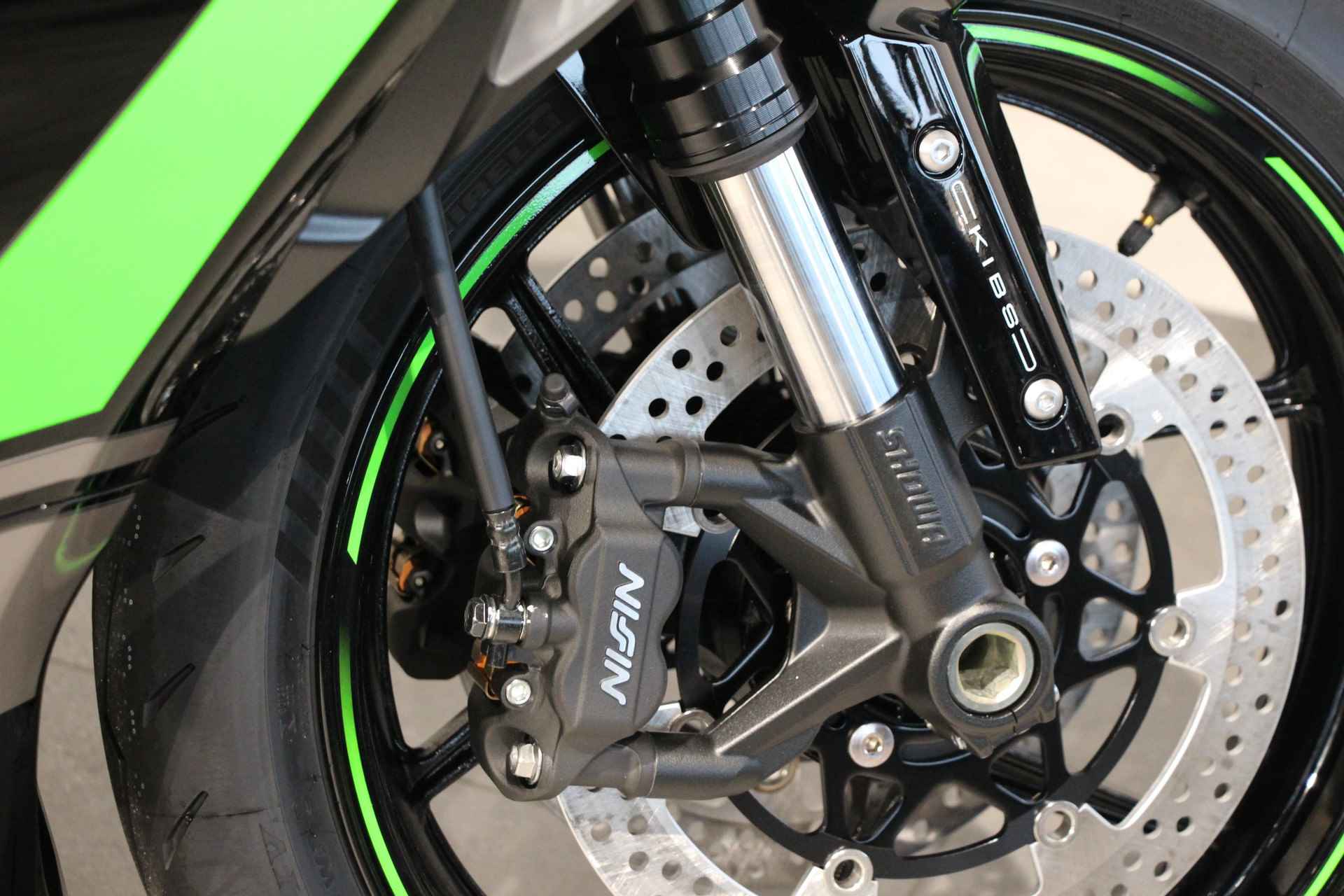 Kawasaki ZX-6 R - 13/17