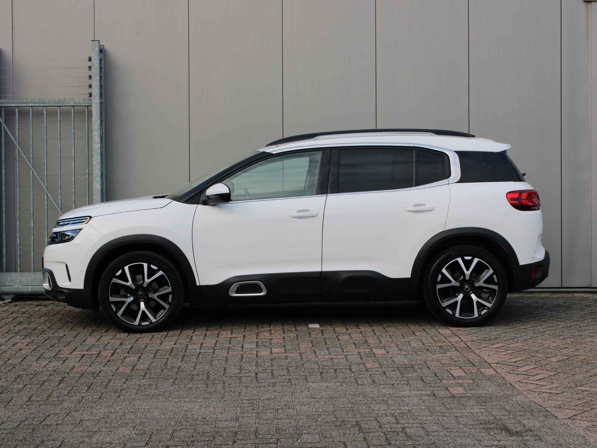 Citroen C5 Aircross 1.2 PureTech Shine Automaat | Navi / Camera / Climate - 12/26