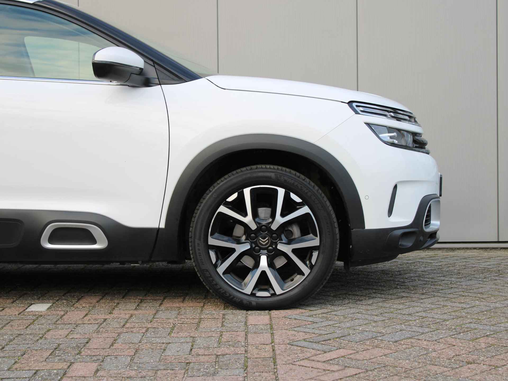 Citroen C5 Aircross 1.2 PureTech Shine Automaat | Navi / Camera / Climate - 22/26