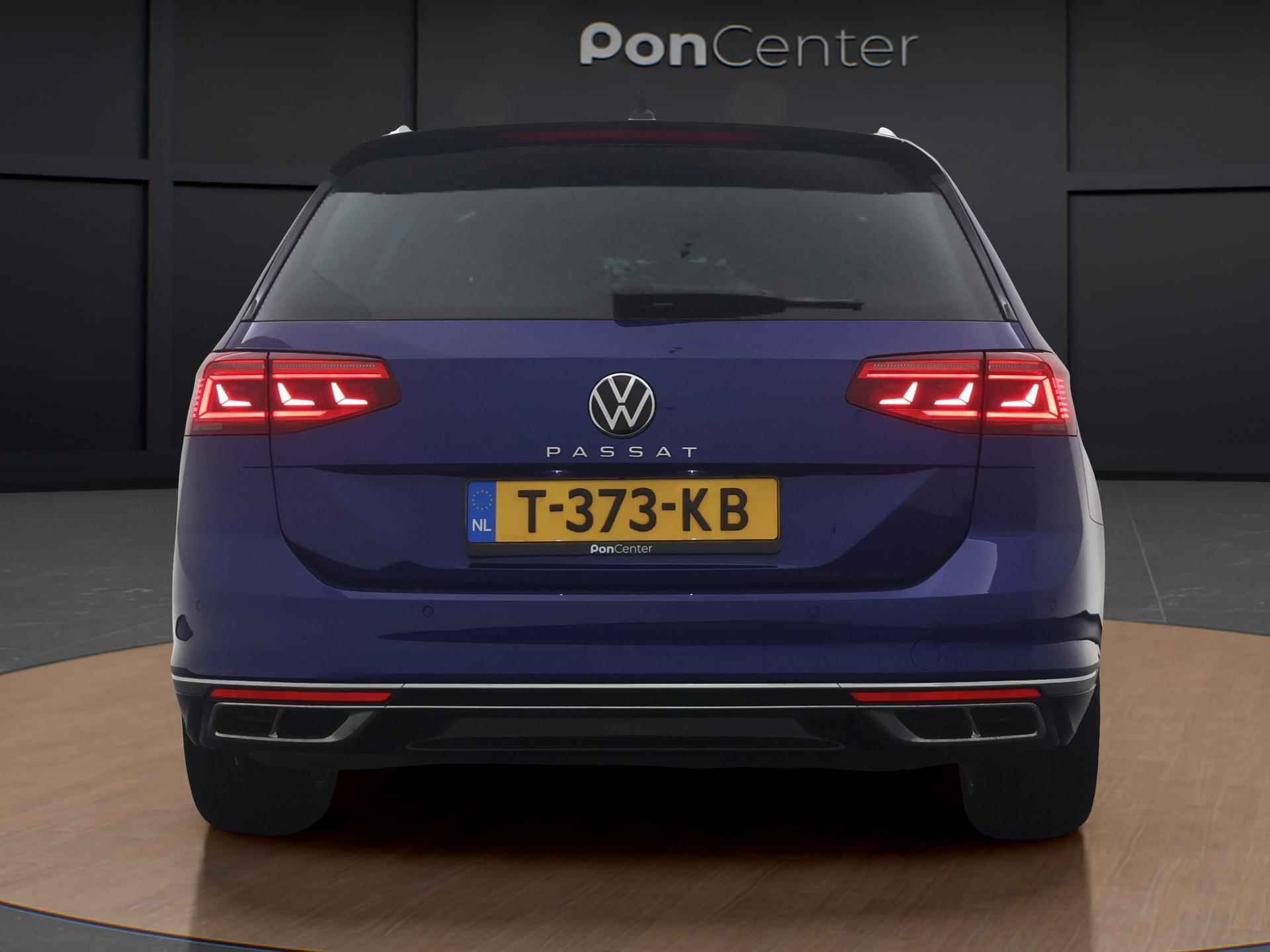 Volkswagen Passat Variant 1.5 TSI R-Line Business + | Pano dak | Navigatie | Apple Carplay | ACC | IQ Light | Keyless | 18"| Stoelverwarming | - 22/22