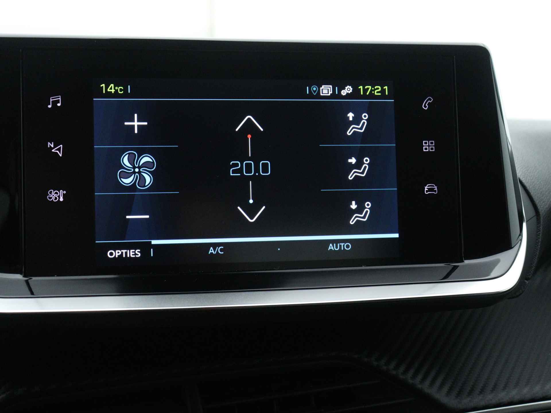 Peugeot e-208 Allure 50 kWh Limited | Navigatie | Parkeerhulp | Climate-en cruise control | Subsidie mogelijk | - 11/43