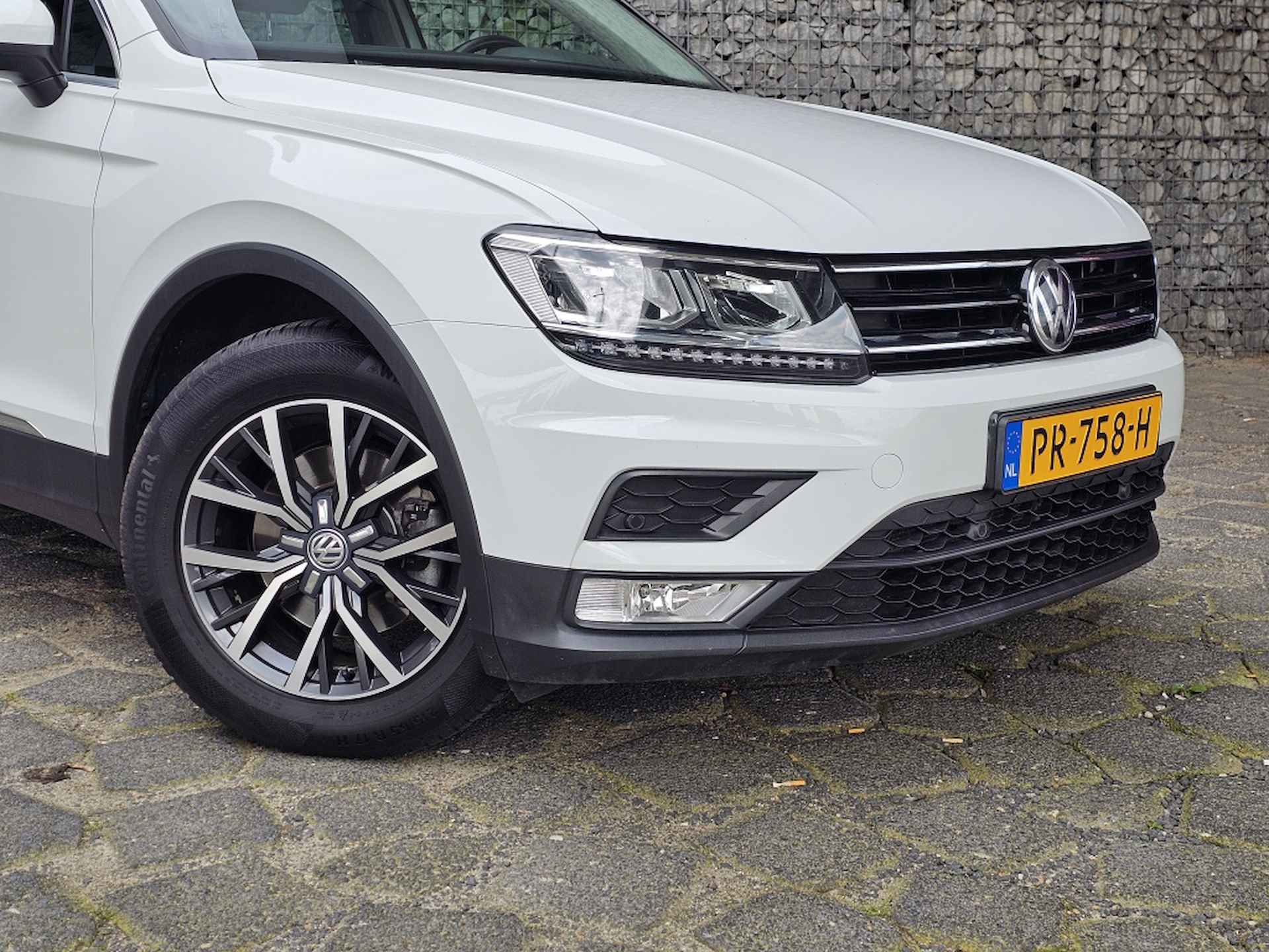 Volkswagen Tiguan 1.4 TSI ACT CL Bns | Geen Import | Navi  | Panorama dak - 4/23