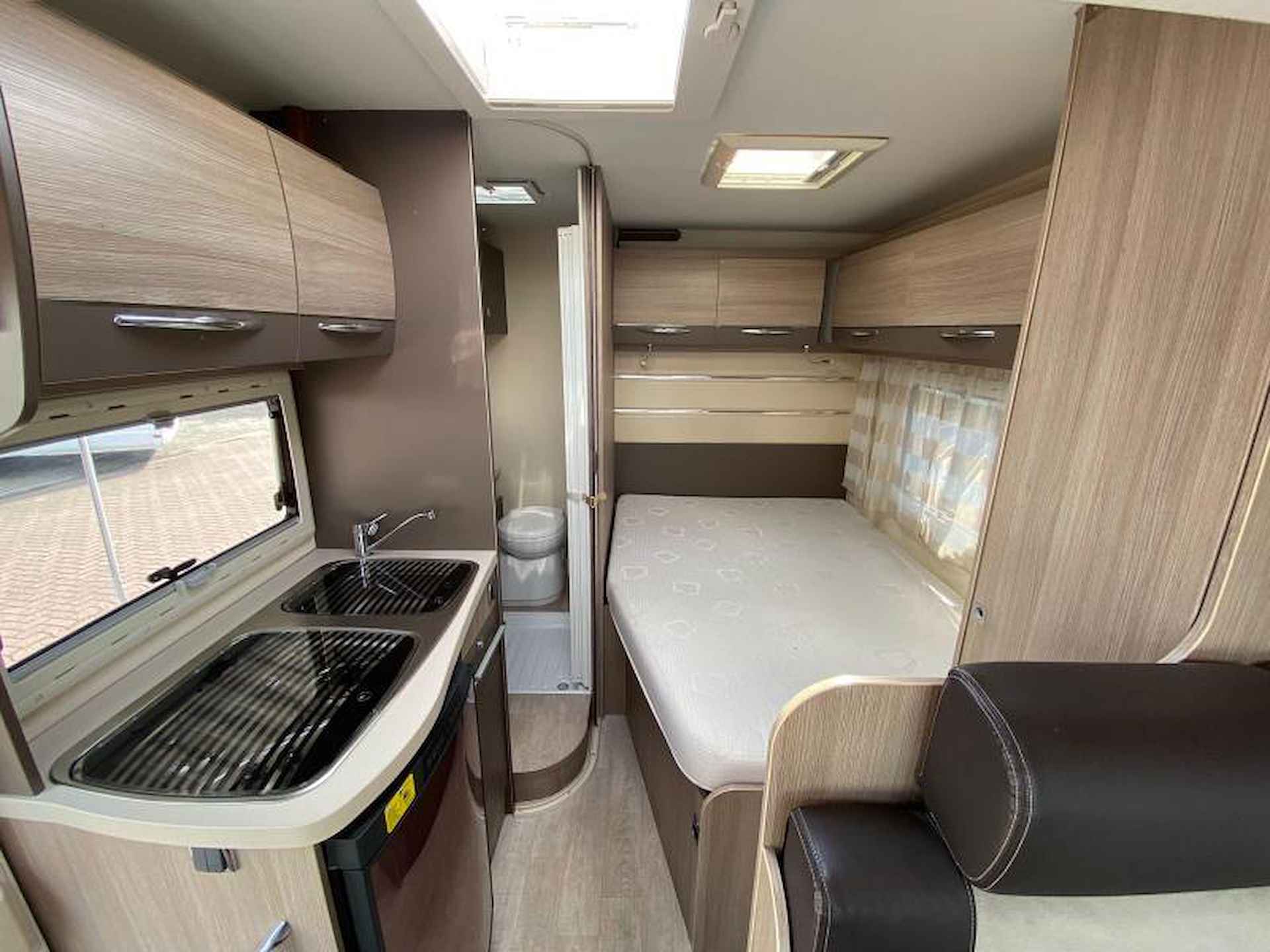 Chausson Flash 515 Fransbed en Hefbed 2016 - 14/21