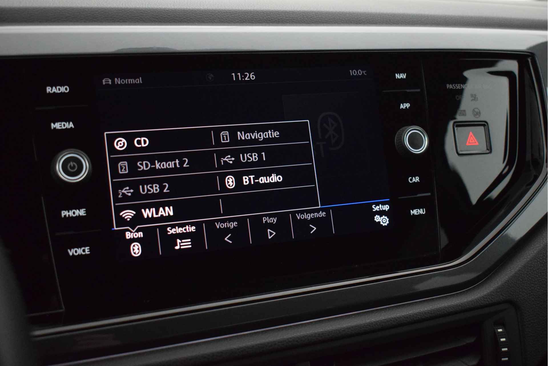 Volkswagen Polo 1.0 TSI 116pk H6 2x R-Line Trekhaak Camera Virtual Cockpit Beats Led Navigatie - 28/45