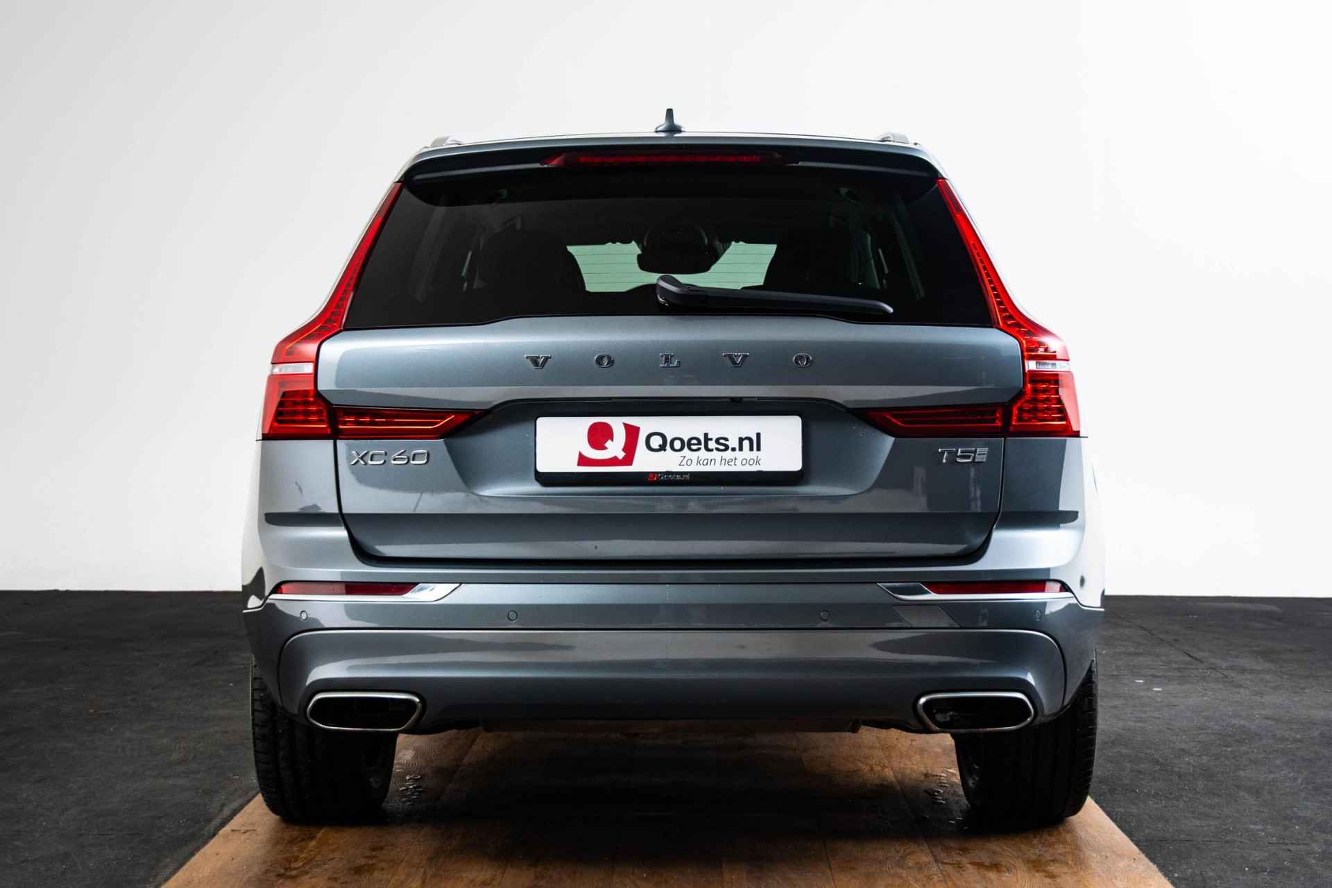 Volvo XC60 2.0 T5 Inscription Getint glas - Verwarmbare stuurwiel - Verwarmbare stoelen achter - Verwarmbare Ruitenwissers - Park Assist achter - Sensus Navigatie - High Beam koplampen - Smarthphone integratie - - 13/63