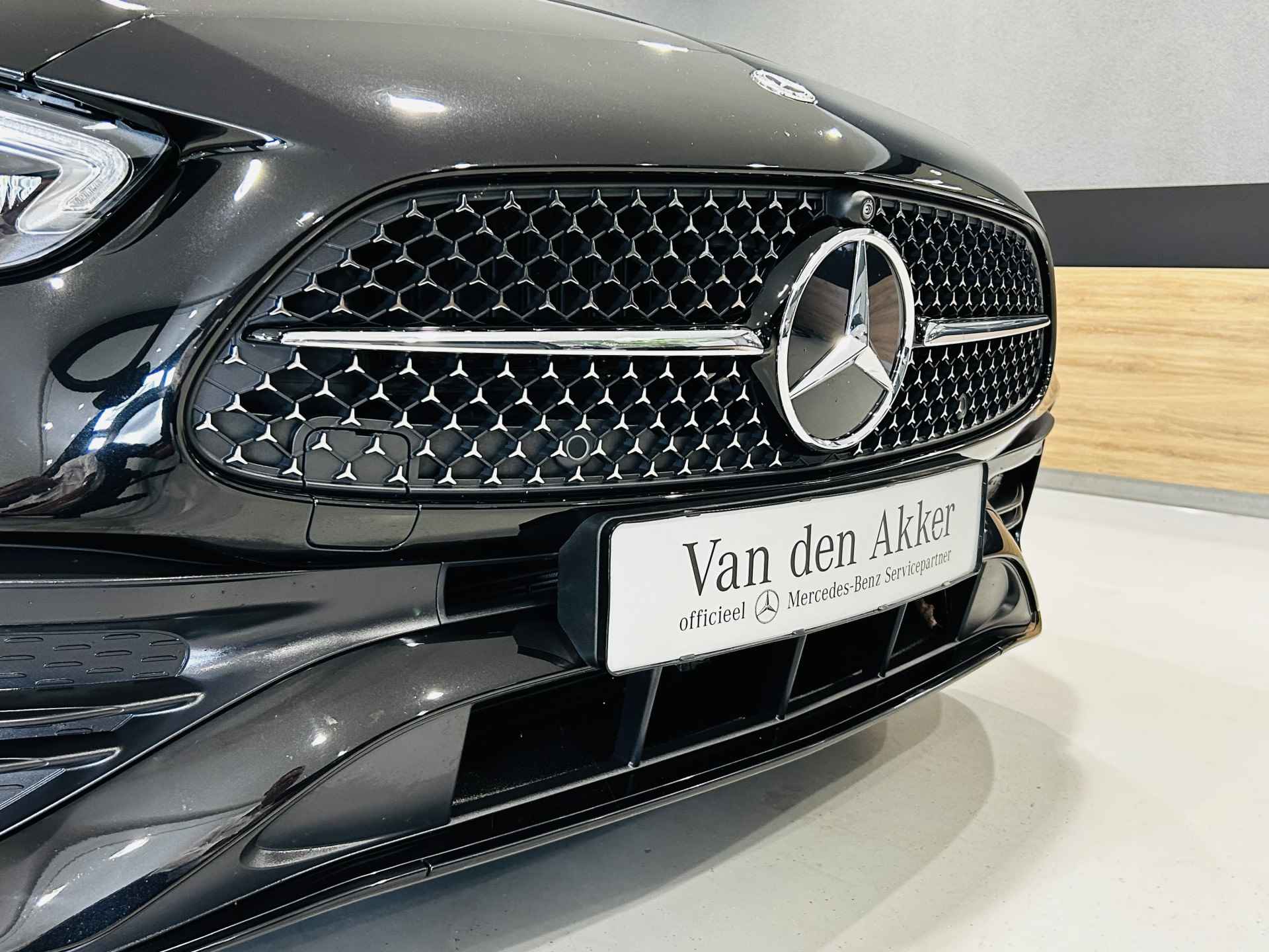 Mercedes-Benz C-Klasse Estate 300e AMG // Panoramadak // 360 Camera // Memory Stoelen // Headup display // Nightpakket // Alarm // Digital Light - 20/45
