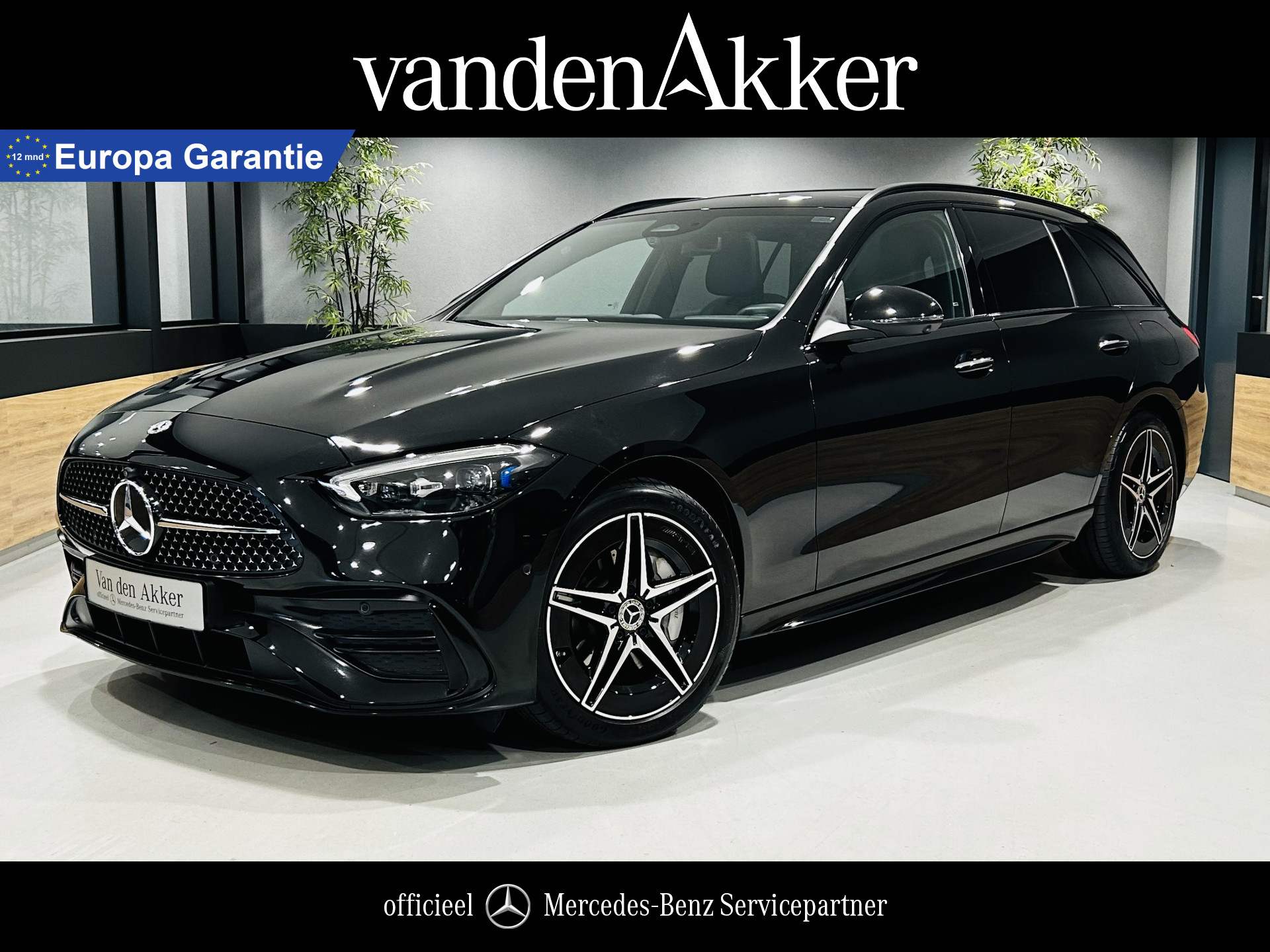 Mercedes-Benz C-Klasse Estate 300e AMG // Panoramadak // 360 Camera // Memory Stoelen // Headup display // Nightpakket // Alarm // Digital Light bij viaBOVAG.nl