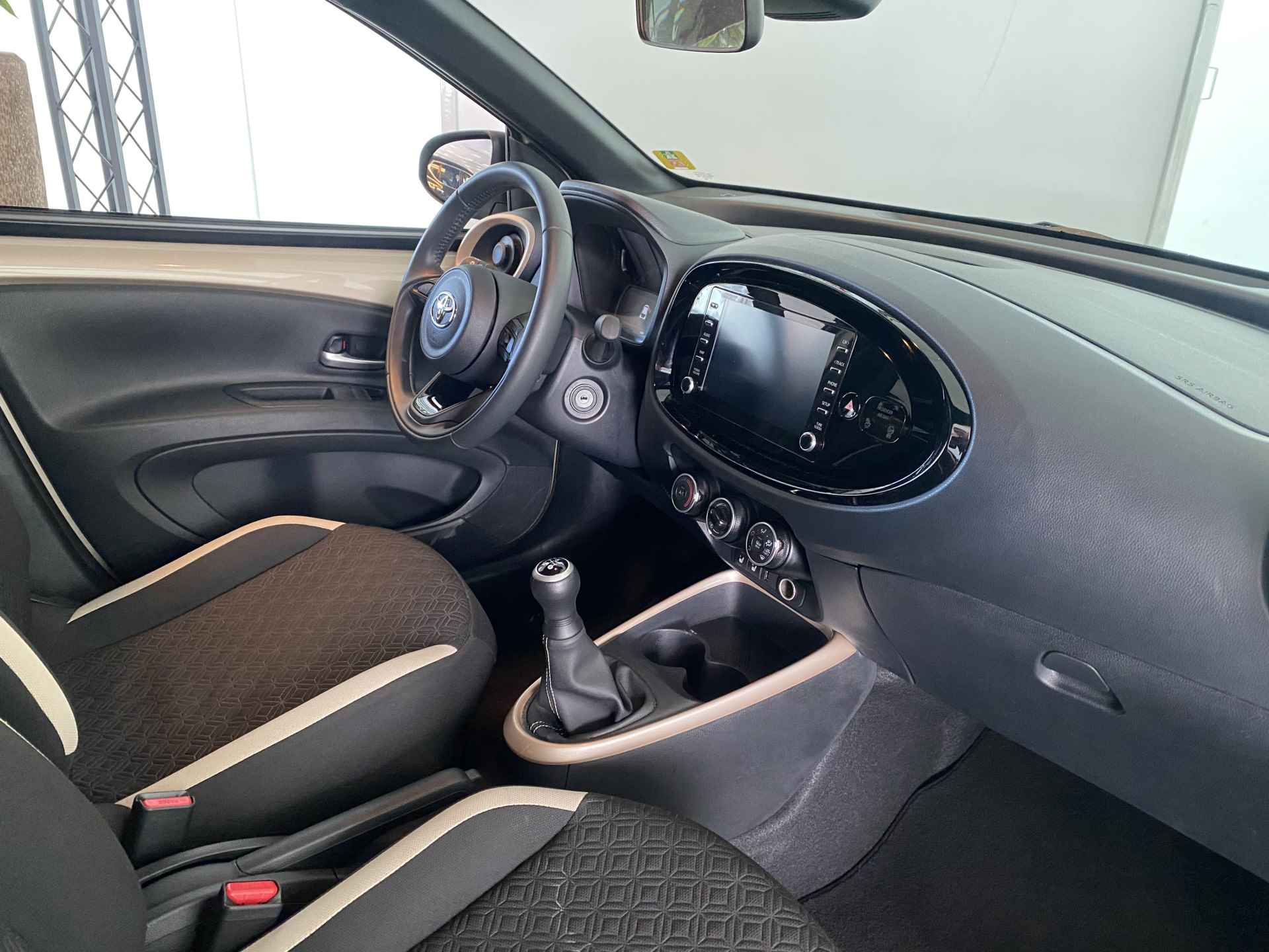 Toyota Aygo X 1.0 VVT-i Pulse | Apple carplay | Bluetooth | DAB | Airco | Camera | ACC | - 9/40